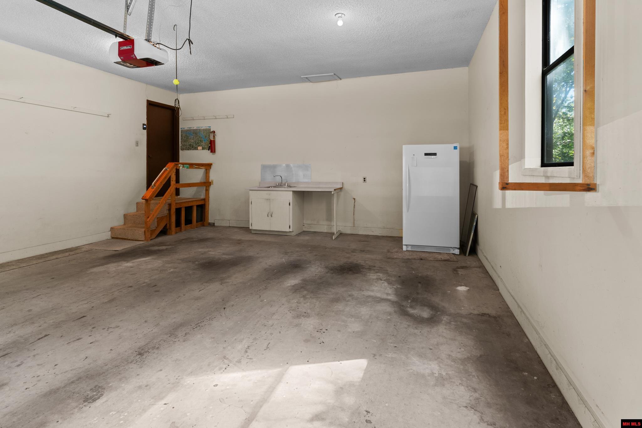 135 Blue Cedar Drive