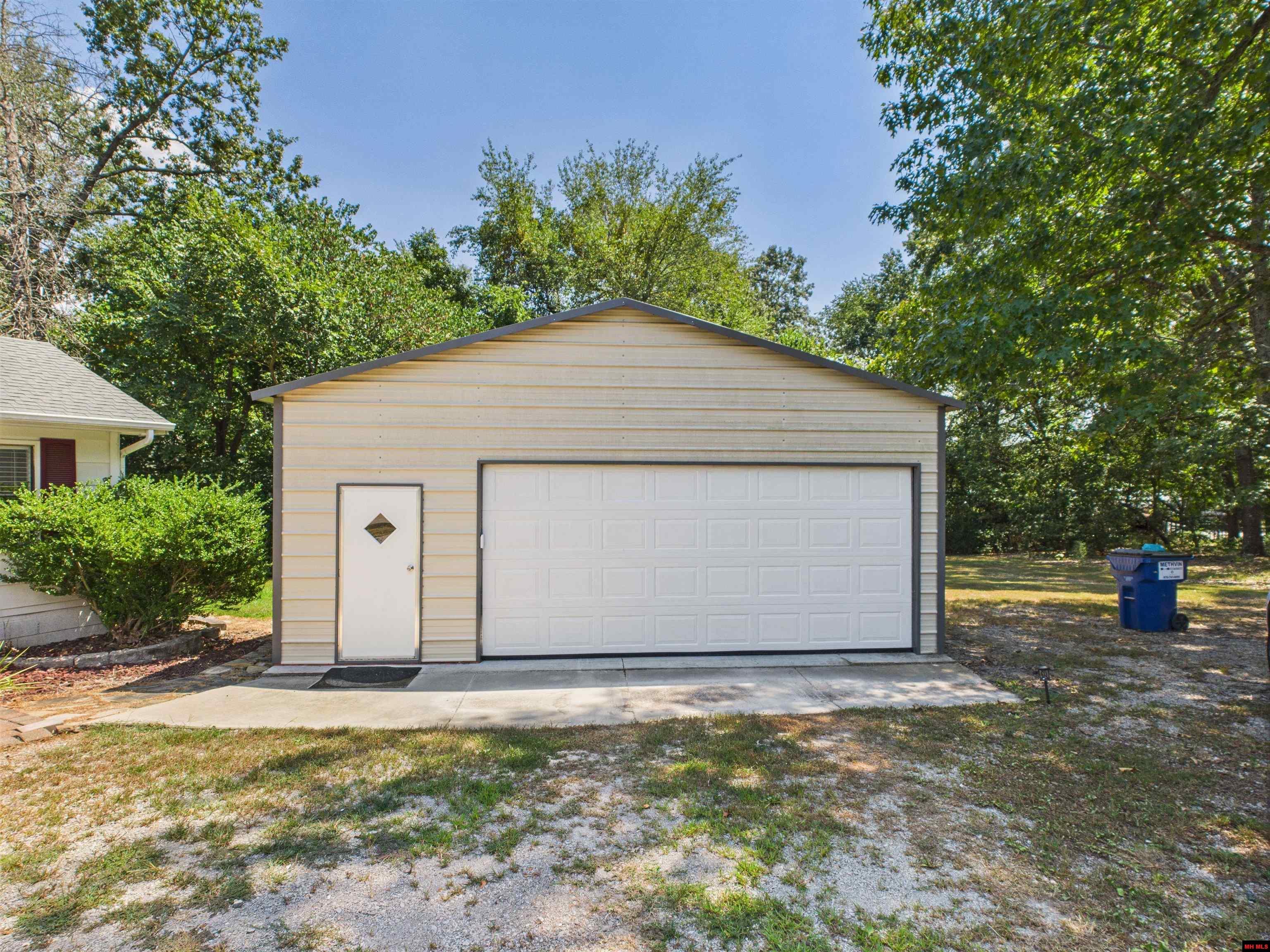 311 Mallard Point Road