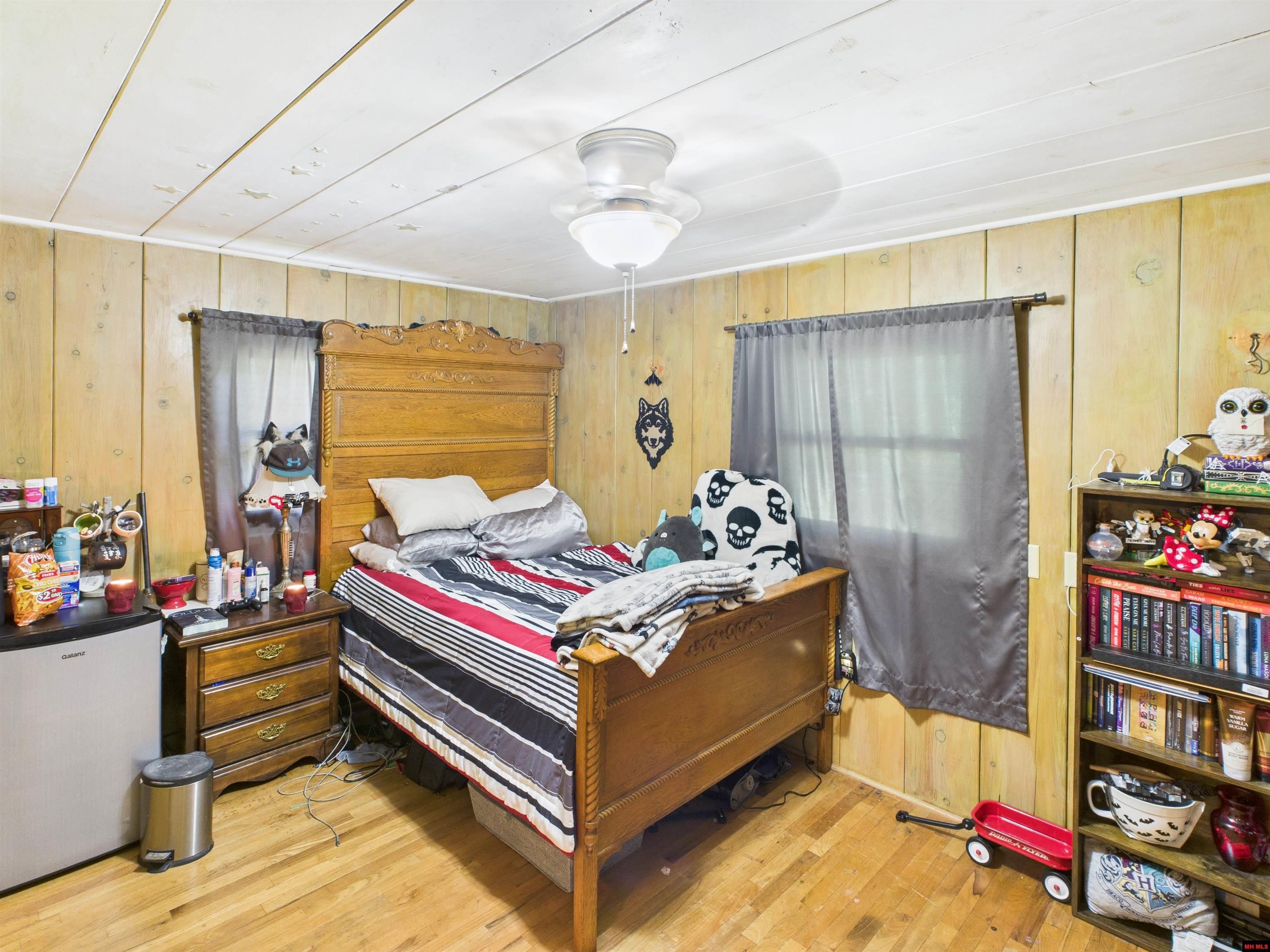 210 Northwest Street