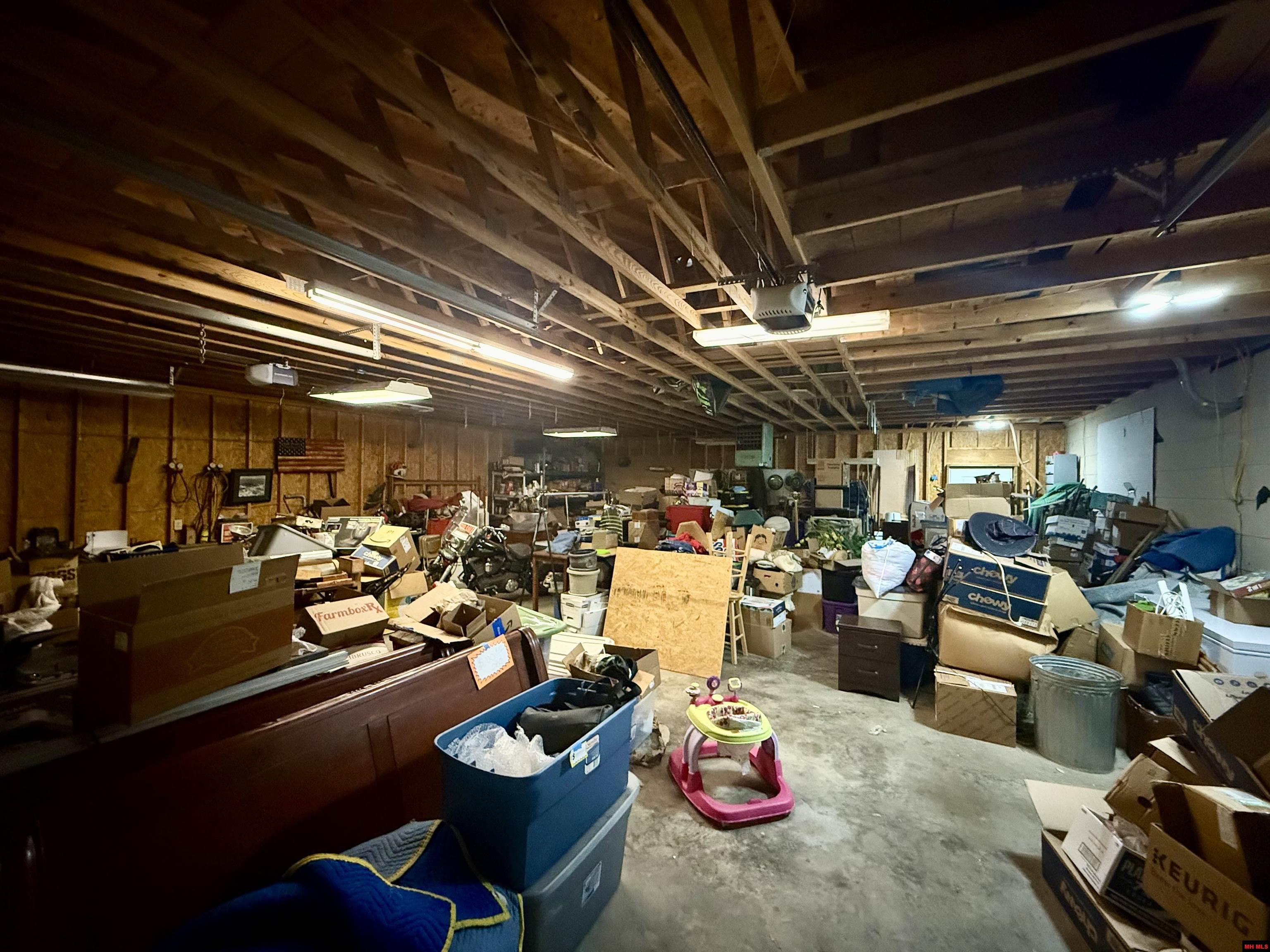 210 Northwest Street