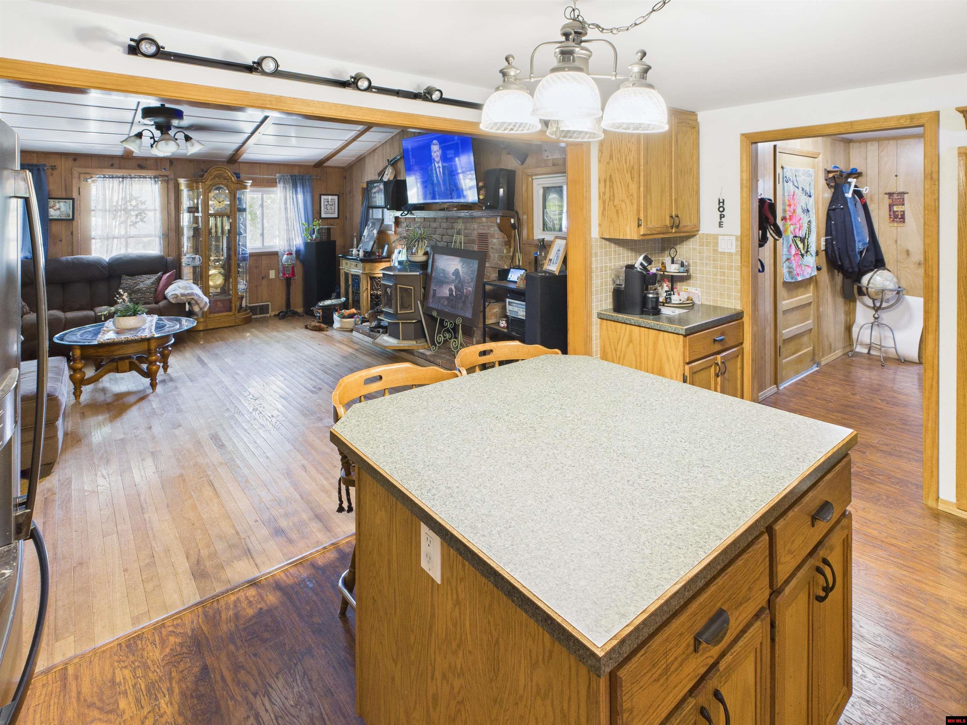 210 Northwest Street