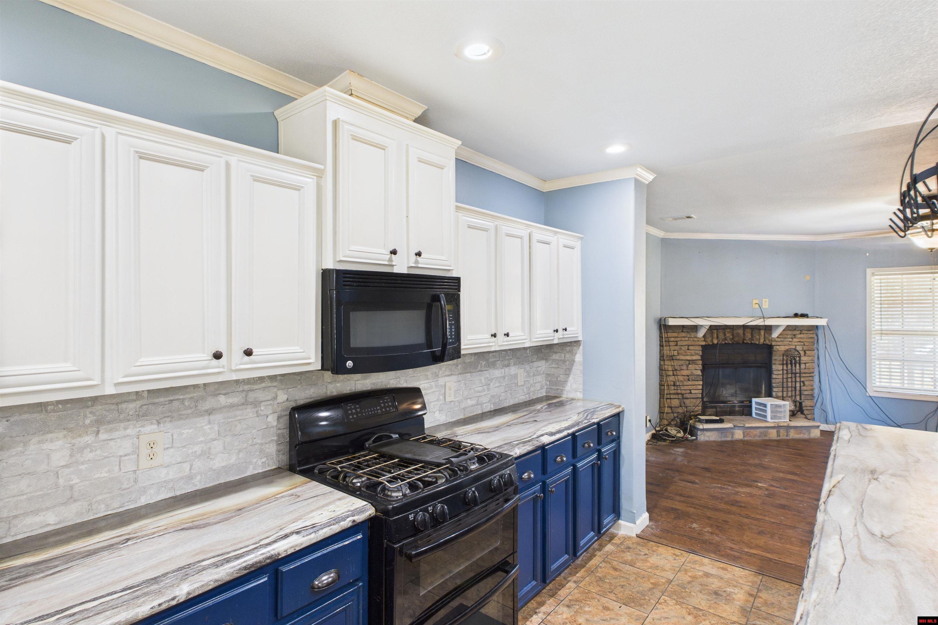 227 TIMBER LANE Yellville, AR