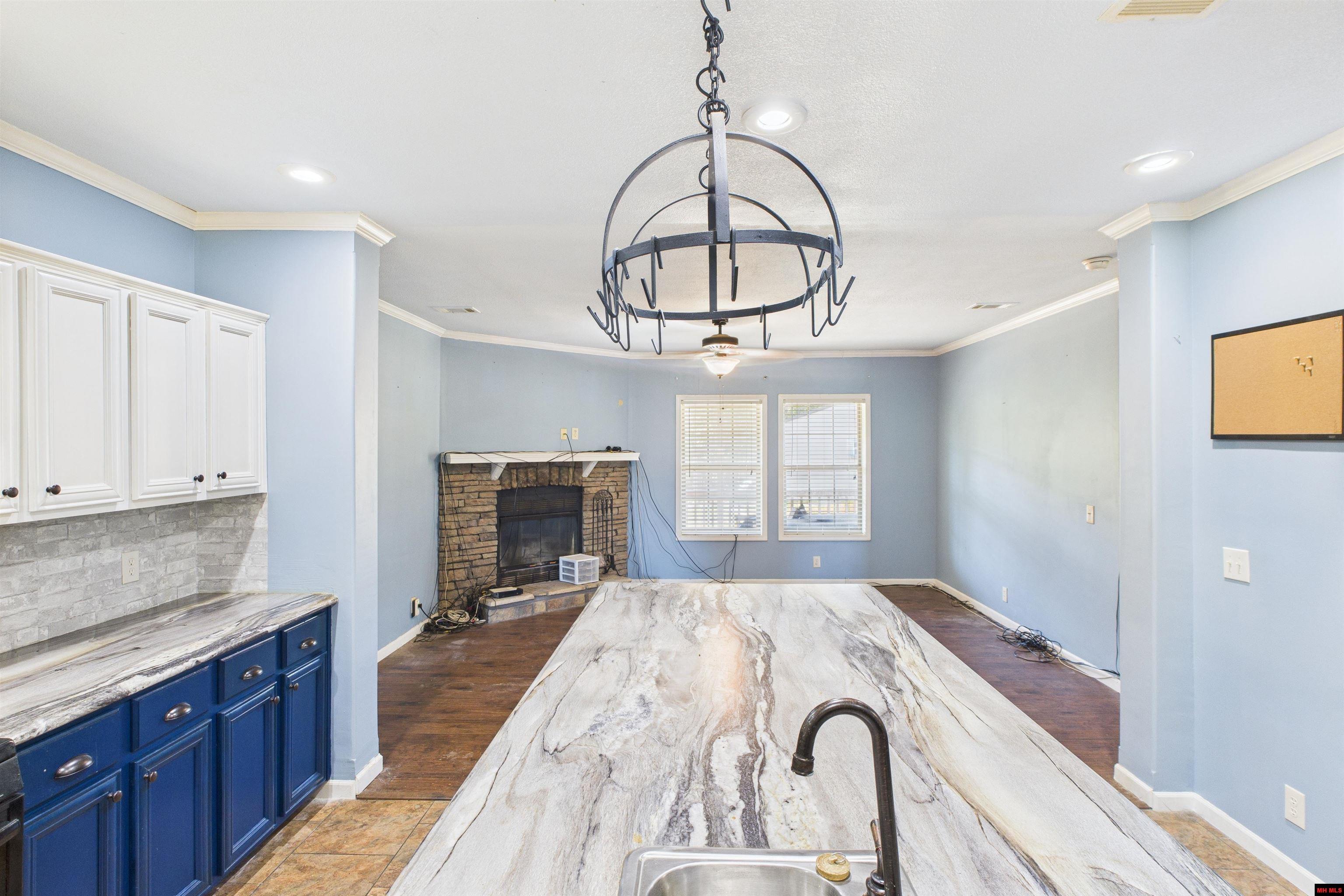 227 TIMBER LANE Yellville, AR