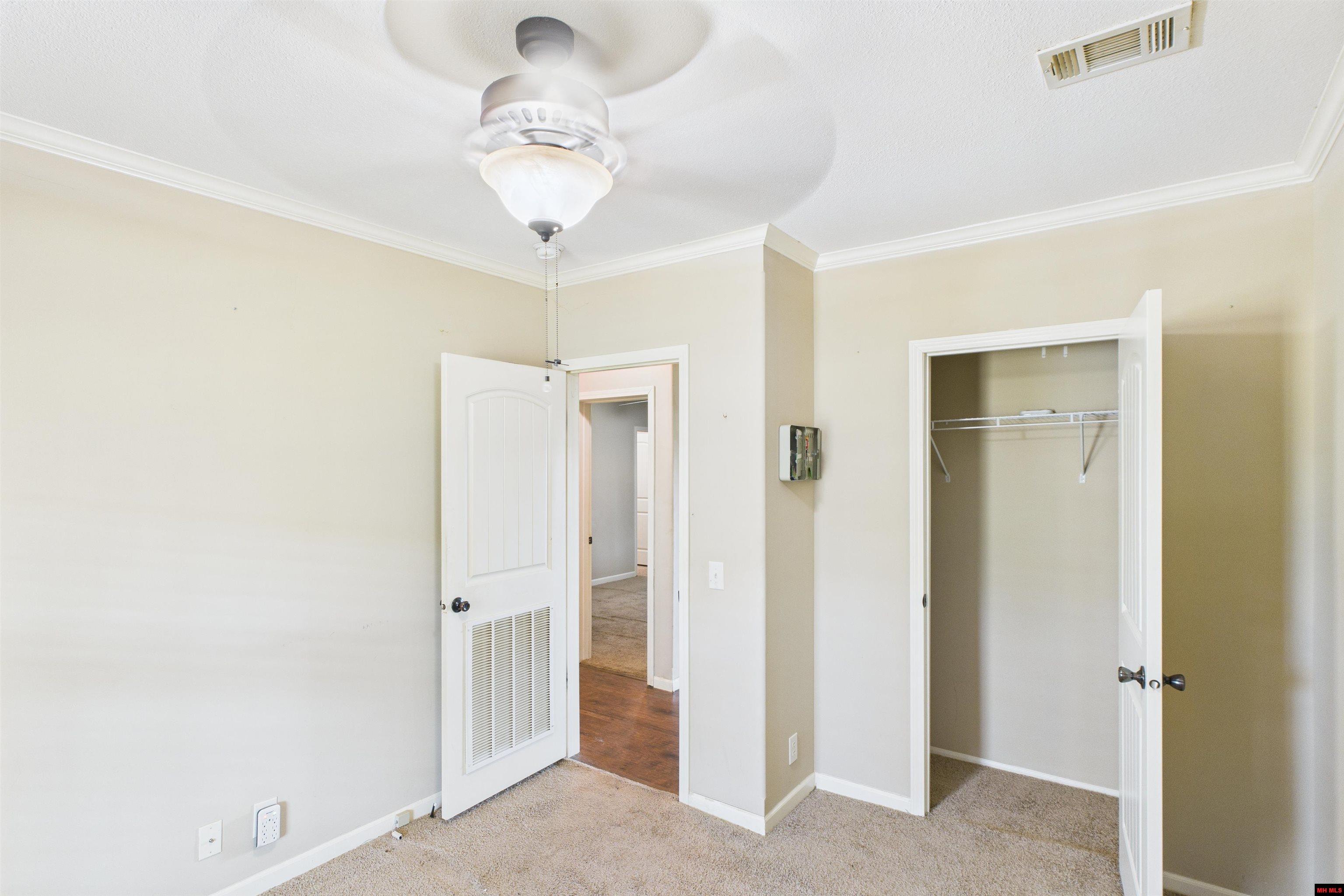 227 TIMBER LANE Yellville, AR