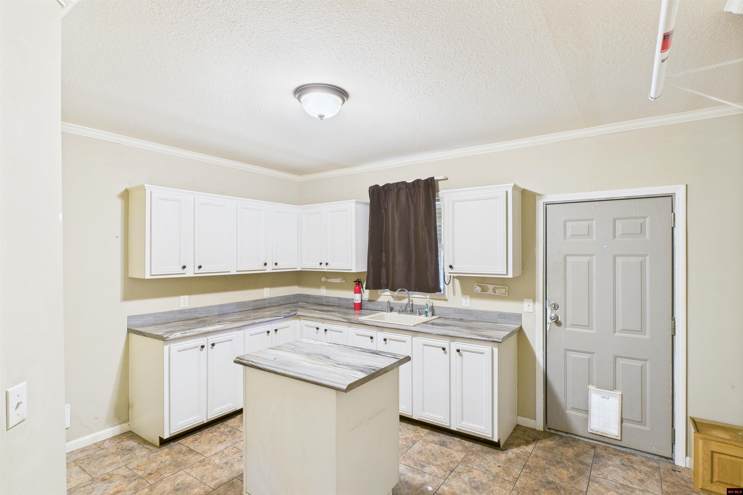 227 TIMBER LANE Yellville, AR