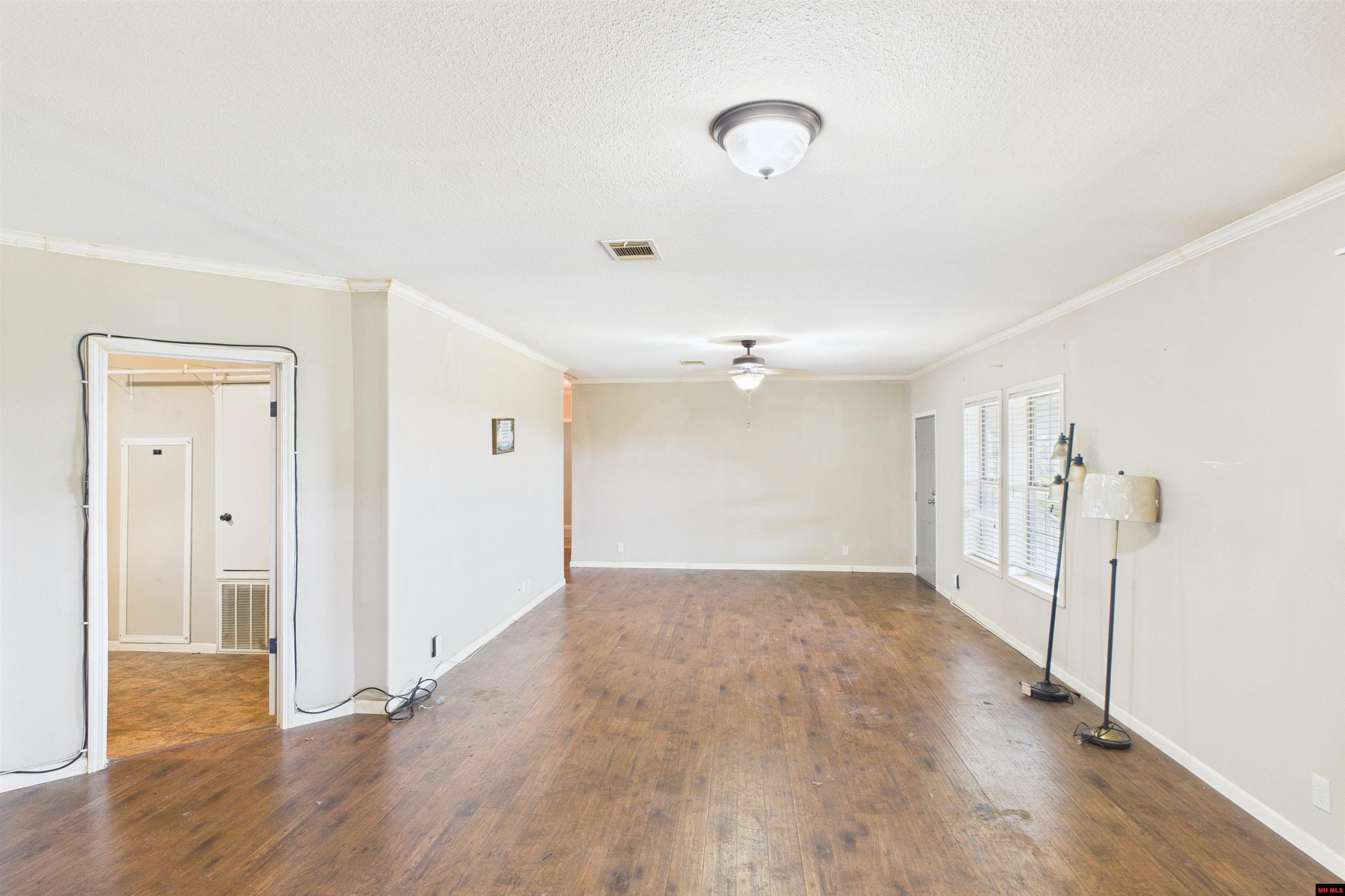 227 TIMBER LANE Yellville, AR