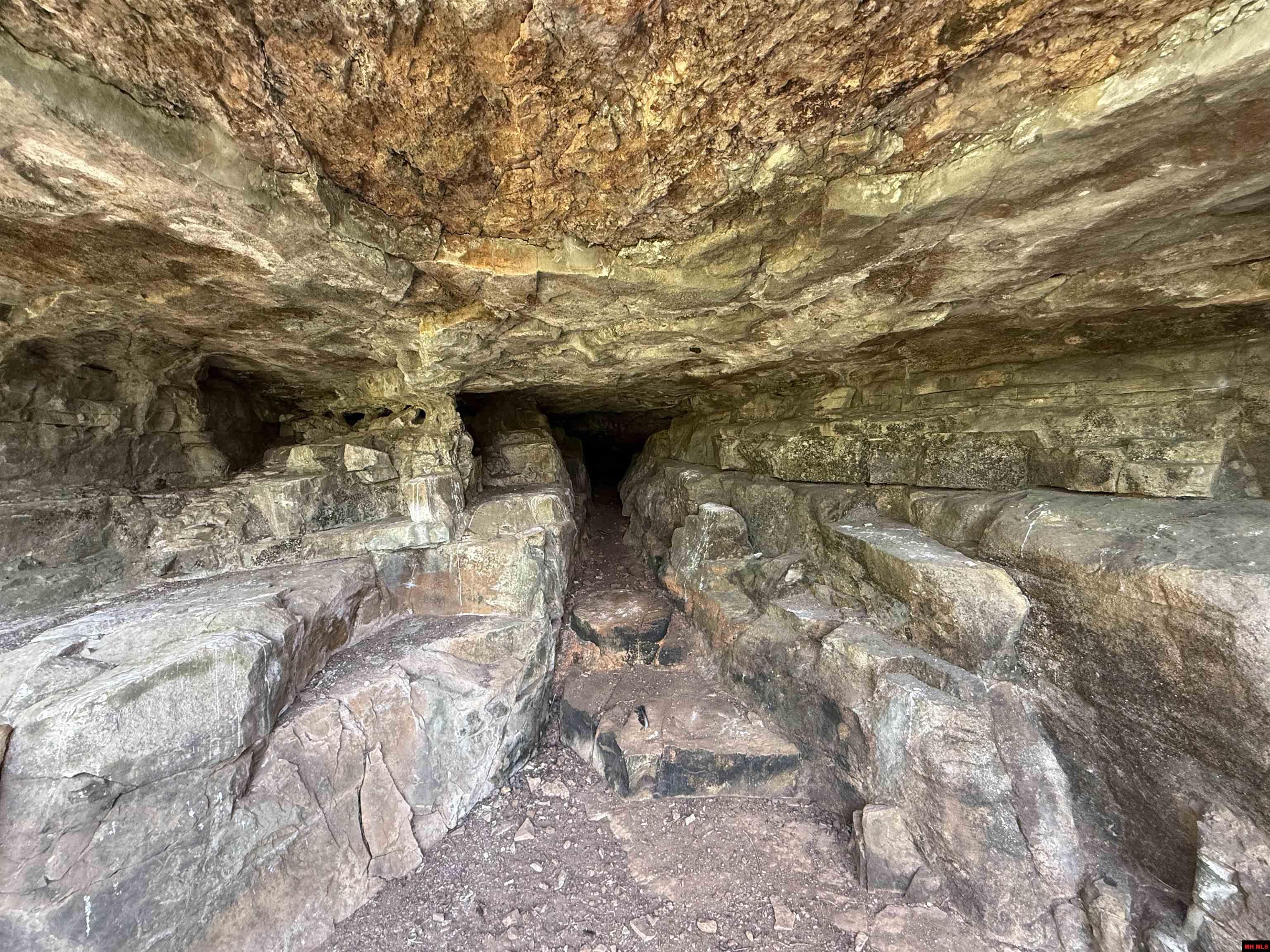 328 & 361 Rim Shoals Lane