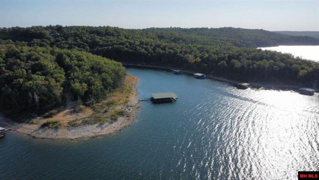 002-02043-000 Rizzler Court