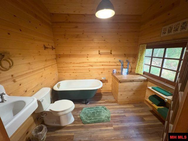 271 Old Rush Creek Road