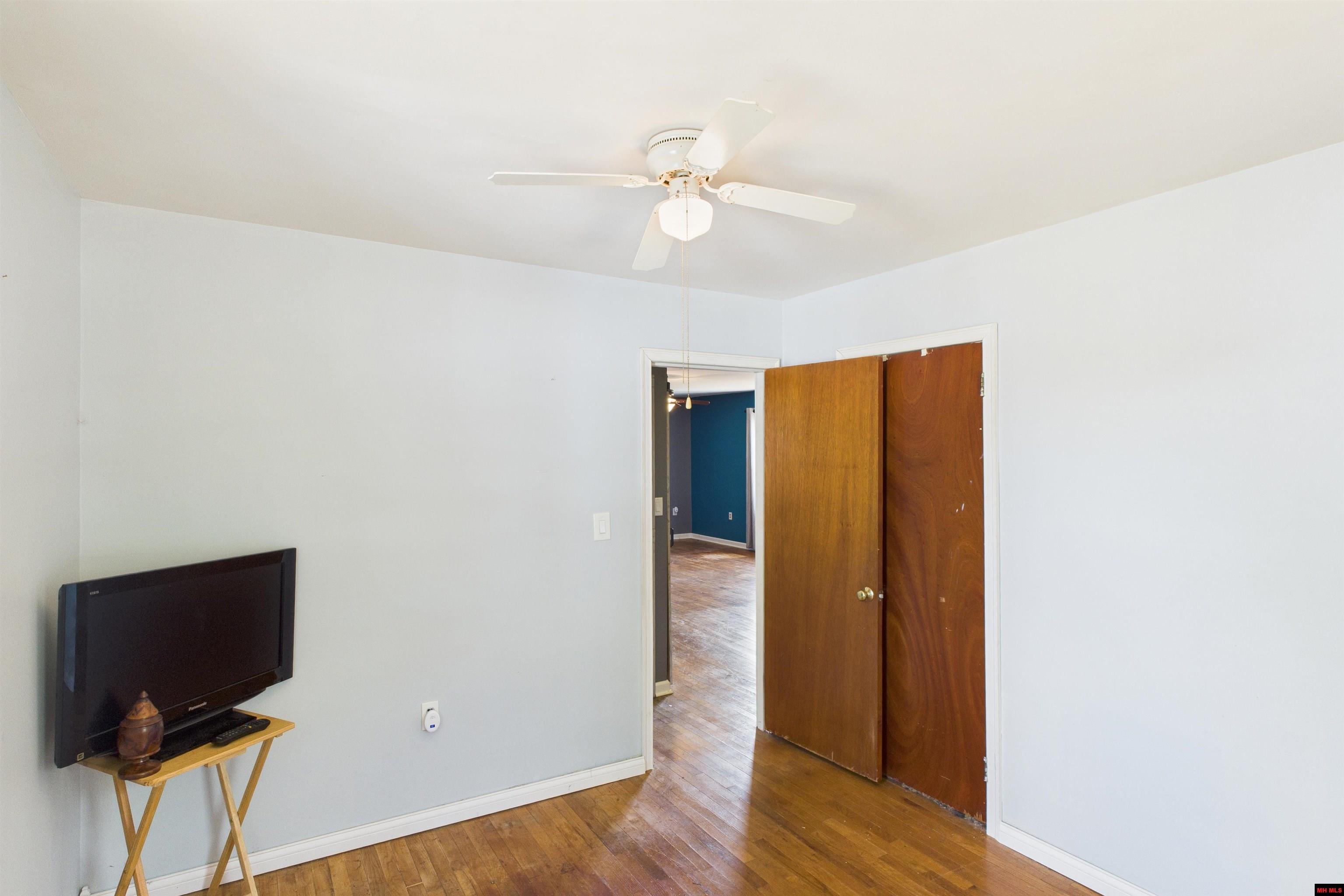 111 S Johnson Street