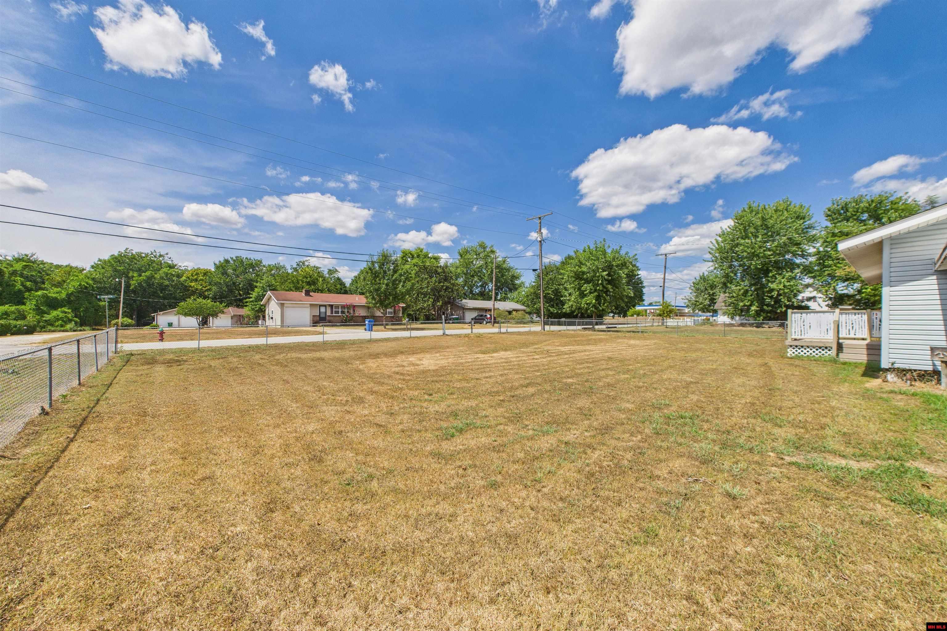 111 S Johnson Street