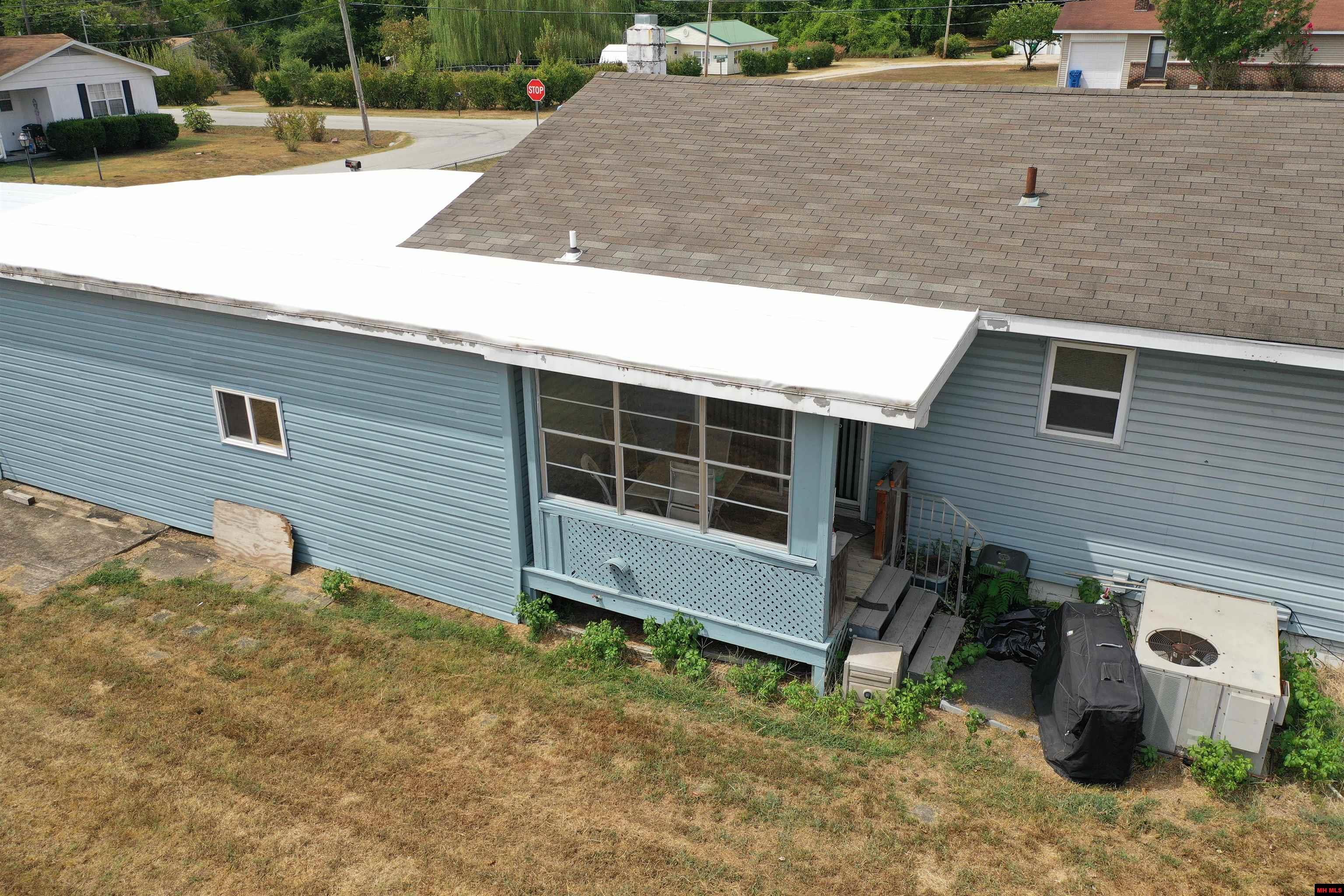 111 S Johnson Street