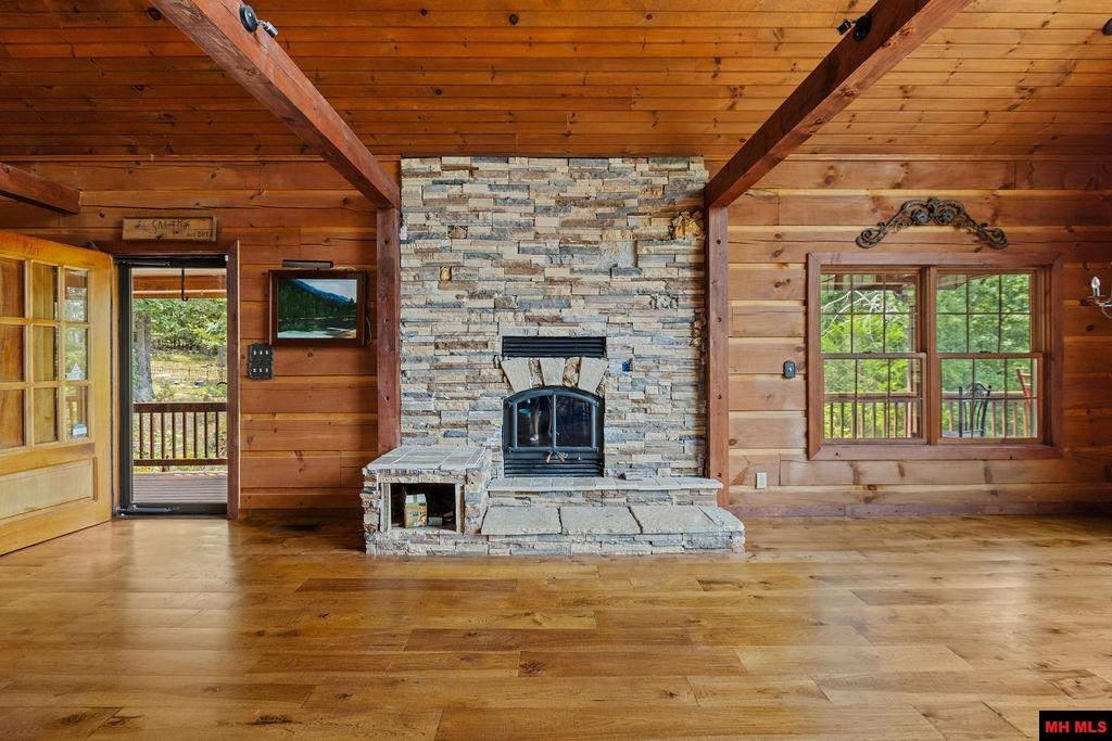 15 VICTORIA LANE Gamaliel, AR