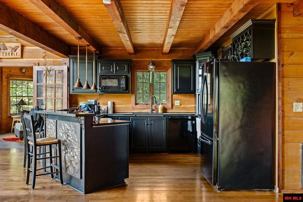 15 VICTORIA LANE Gamaliel, AR