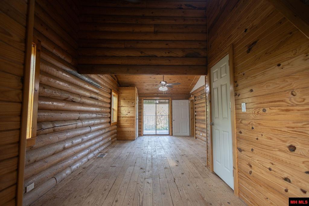 2259 Ledge Rock Road