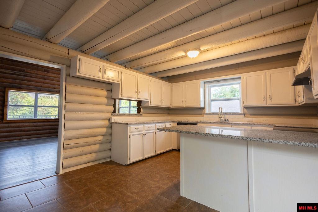 2259 Ledge Rock Road