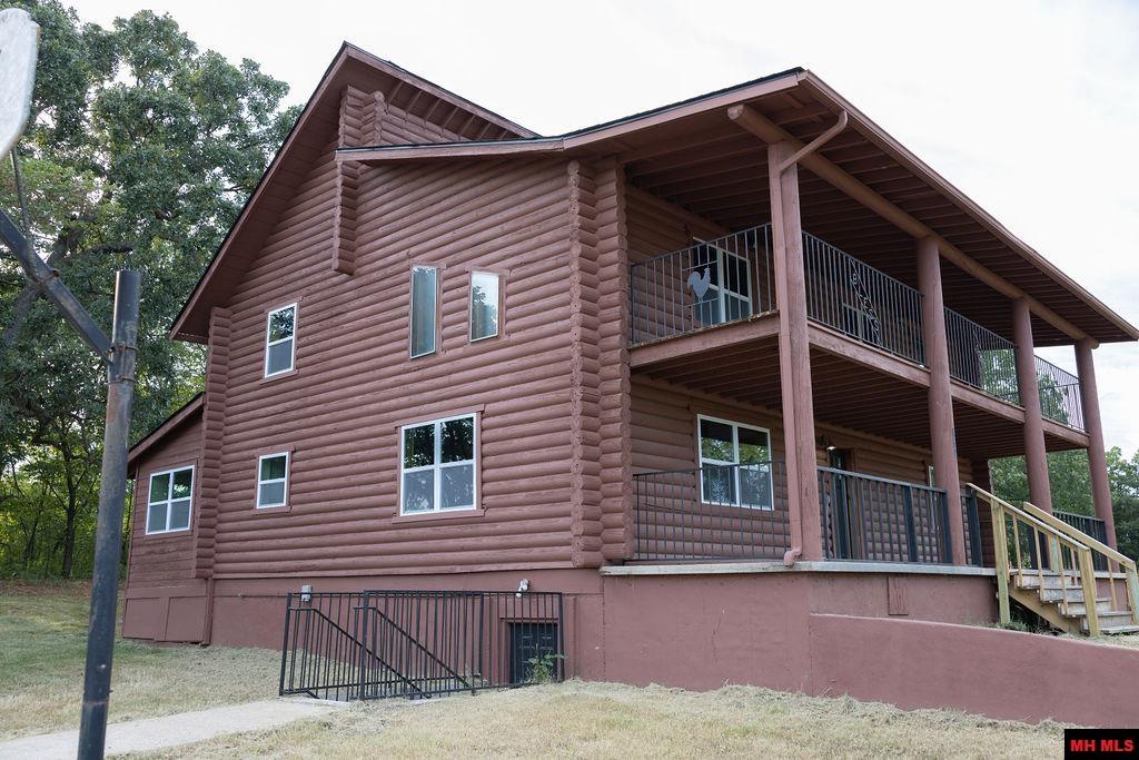 2259 Ledge Rock Road