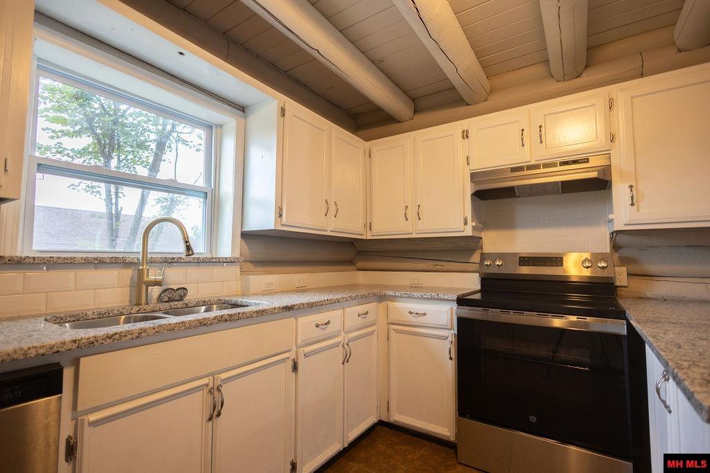 2259 Ledge Rock Road