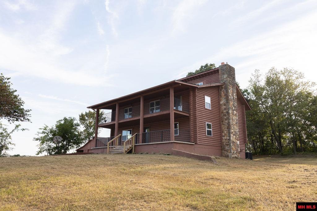 2259 Ledge Rock Road