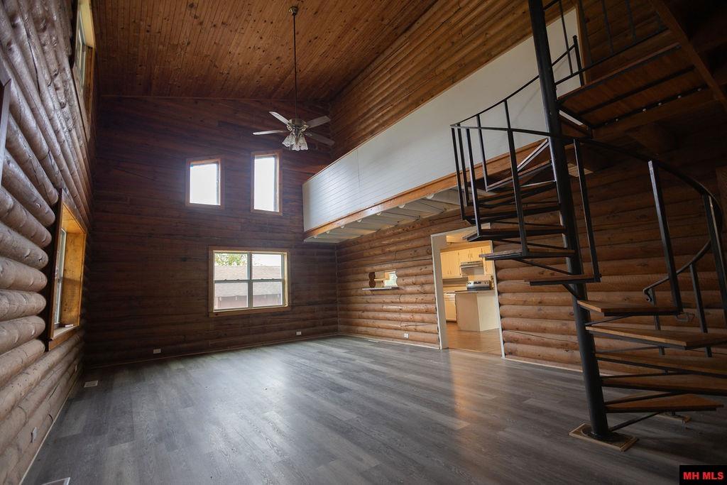 2259 Ledge Rock Road