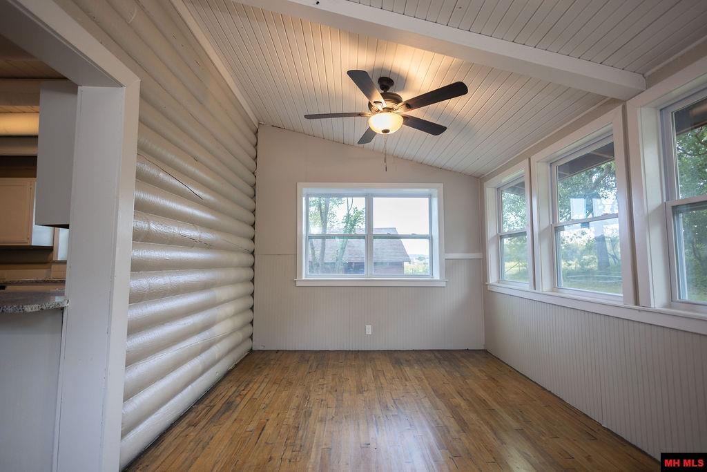 2259 Ledge Rock Road