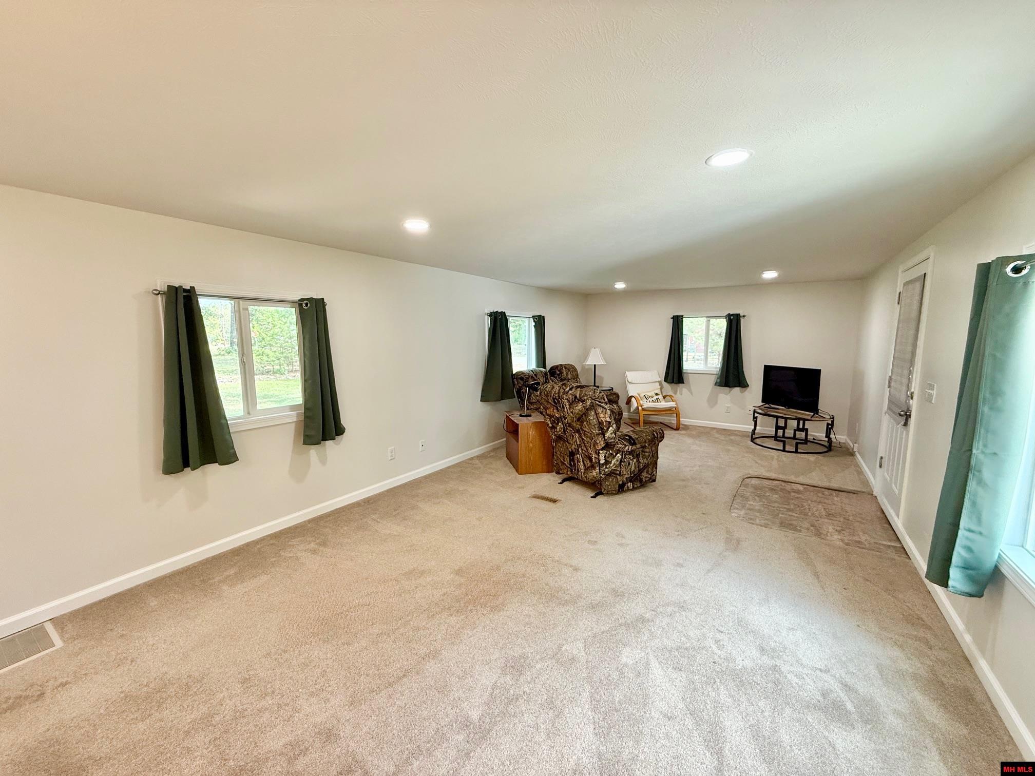 510 MAPLE AVENUE Bull Shoals, AR