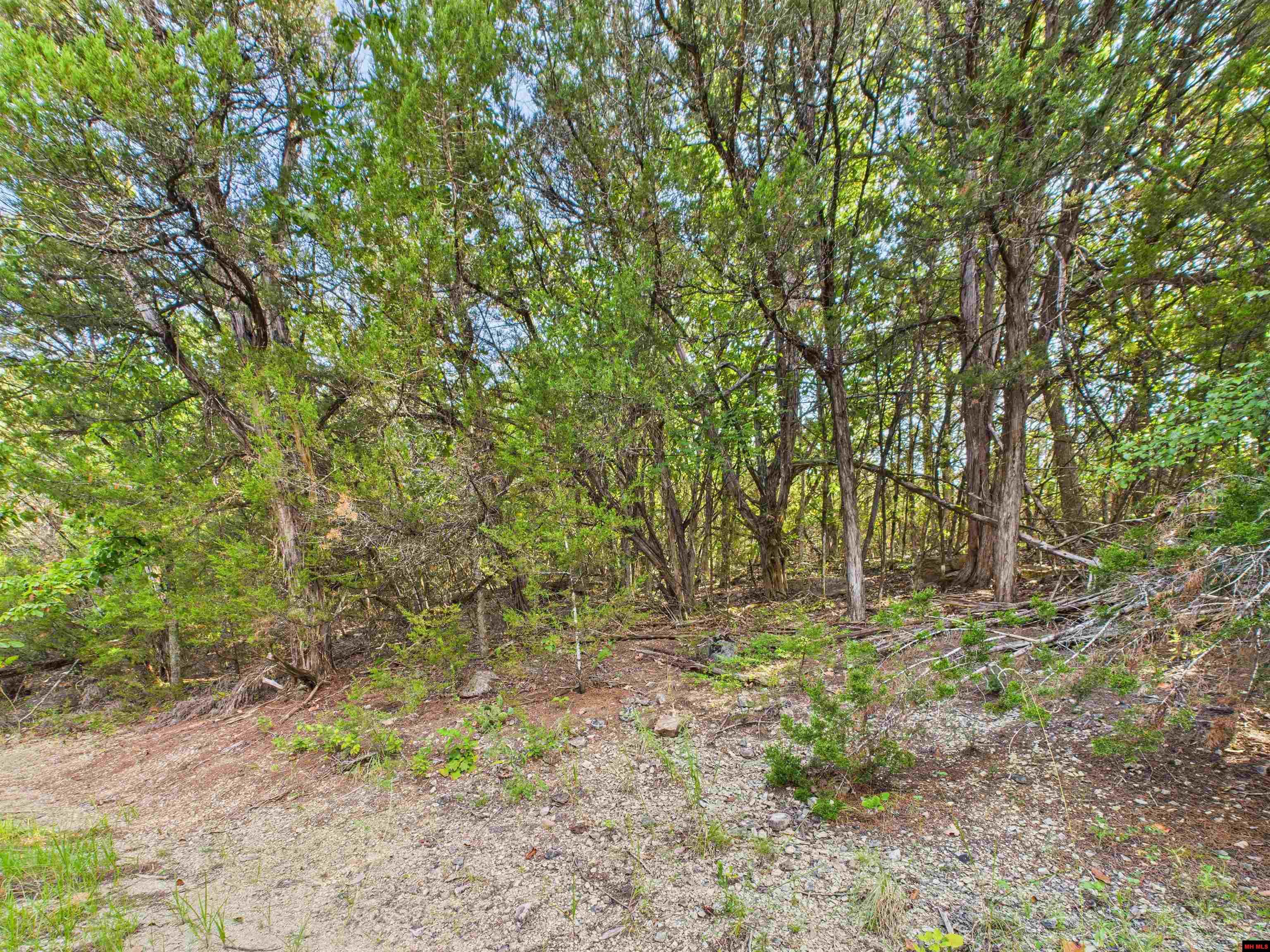 008-00090-000 2nd Street