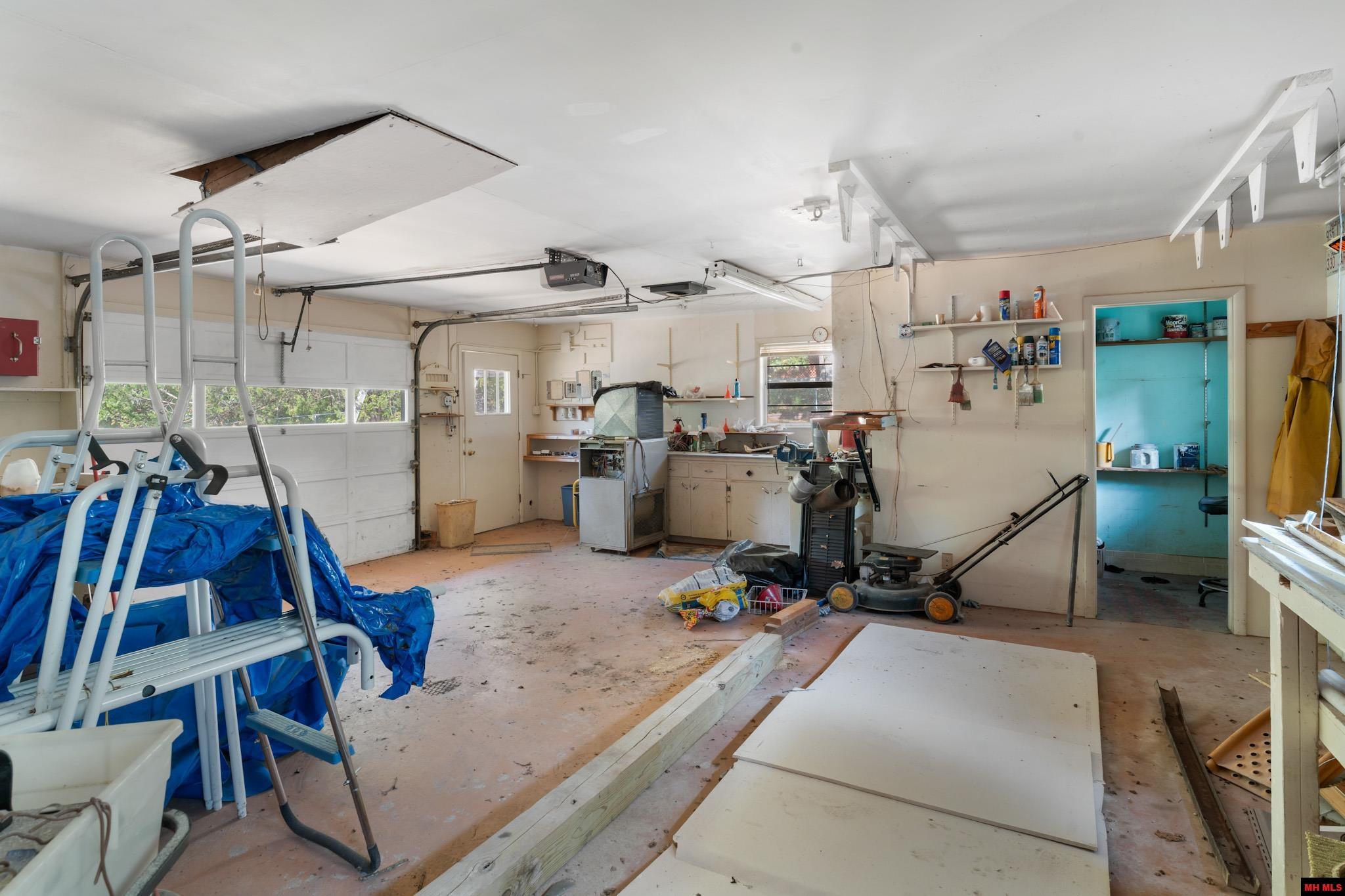 462 Howard Creek Road