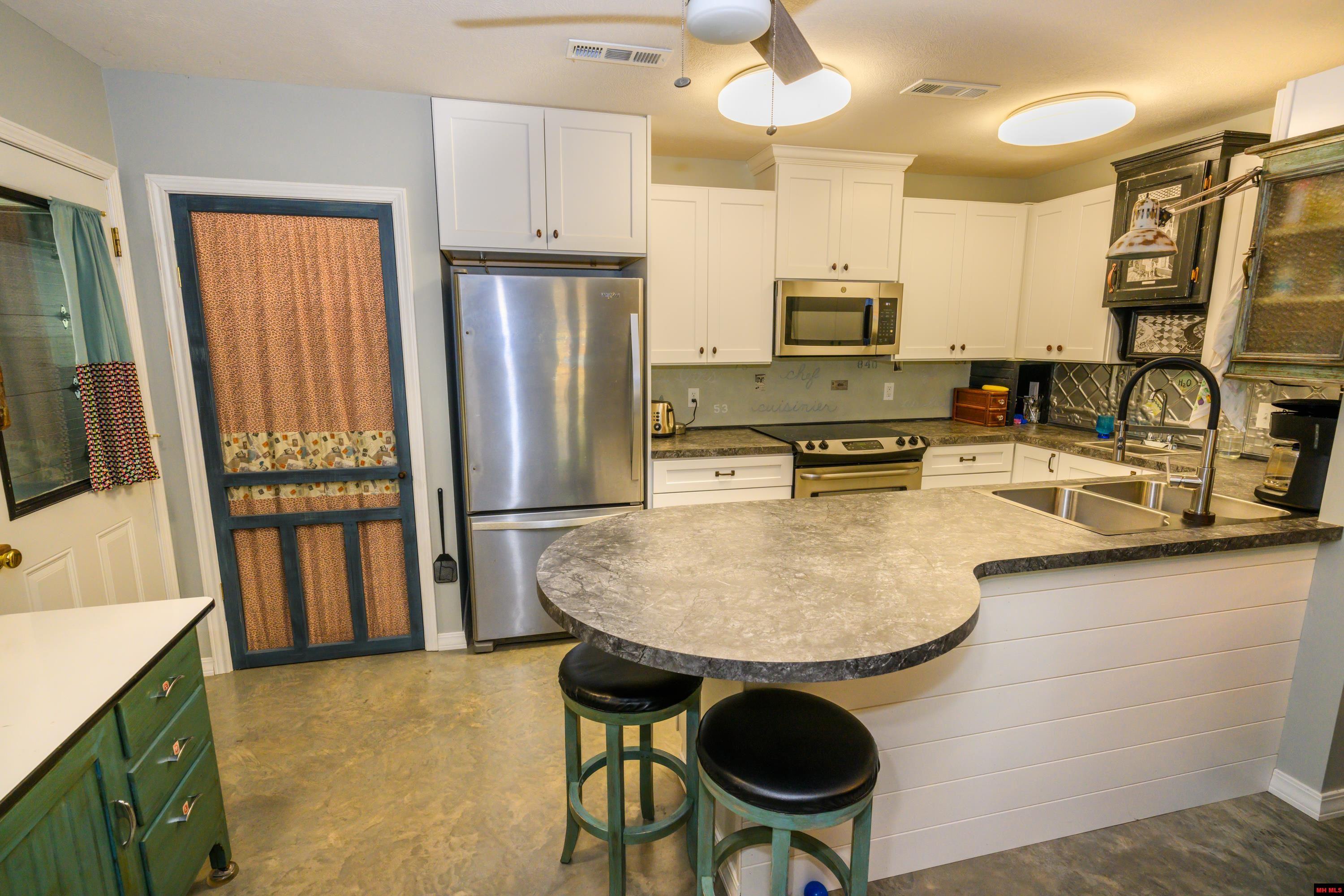 868 CR 672 Mountain Home, AR