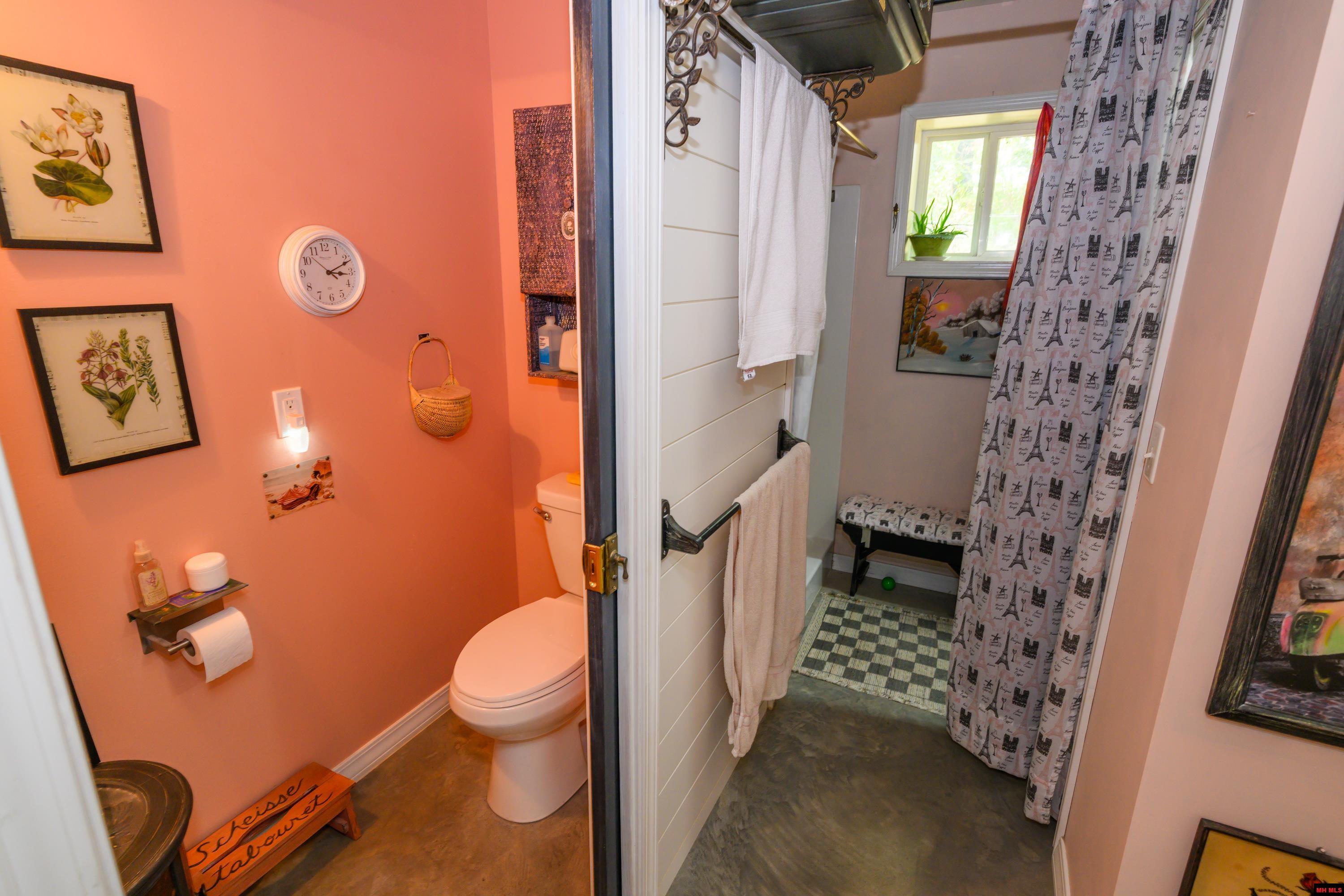 868 CR 672 Mountain Home, AR