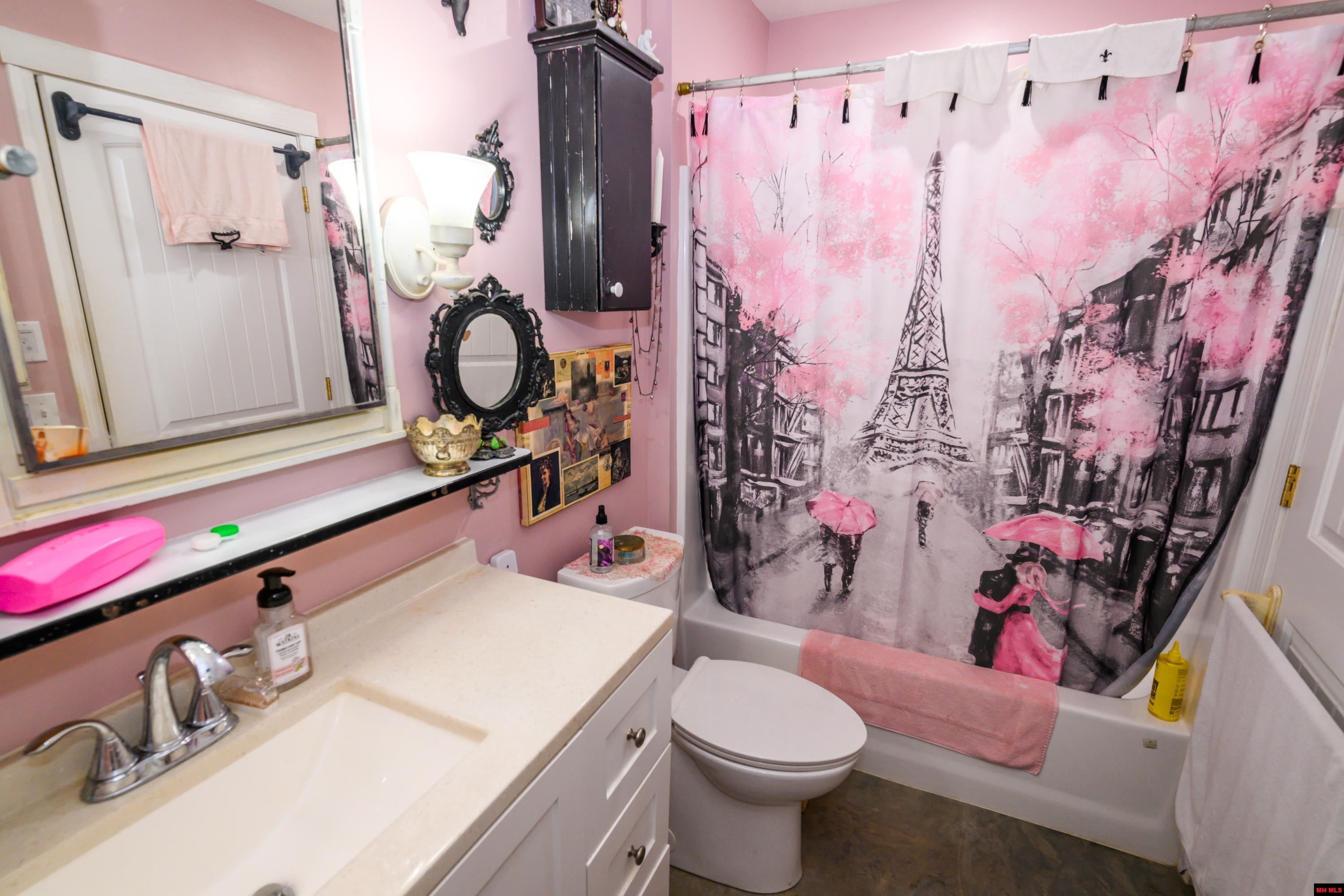 868 CR 672 Mountain Home, AR