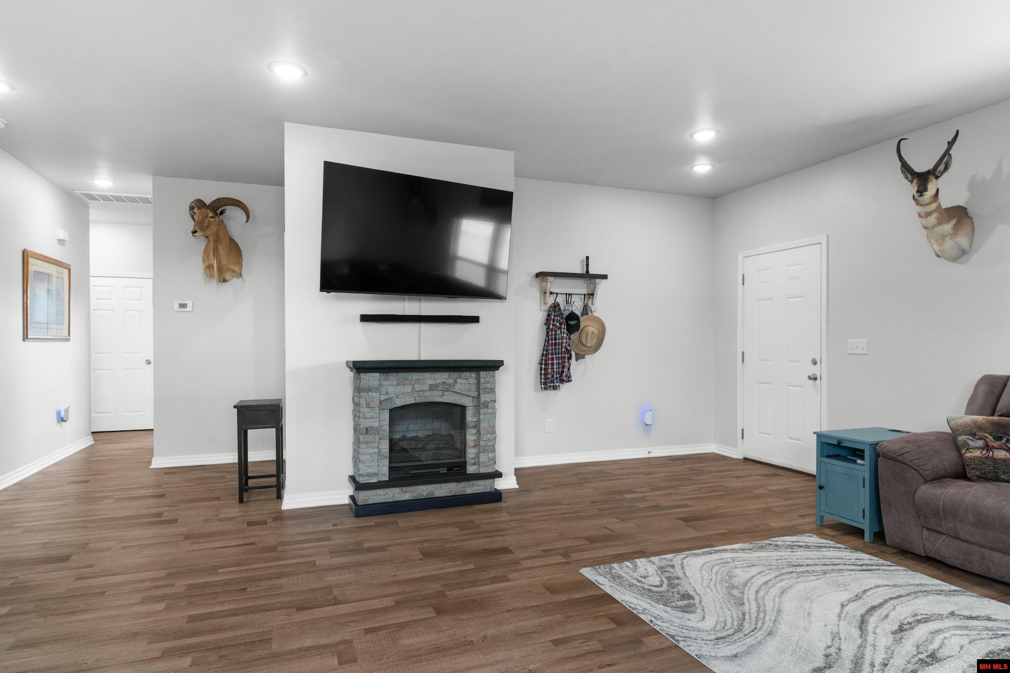 116 N Section Line Drive