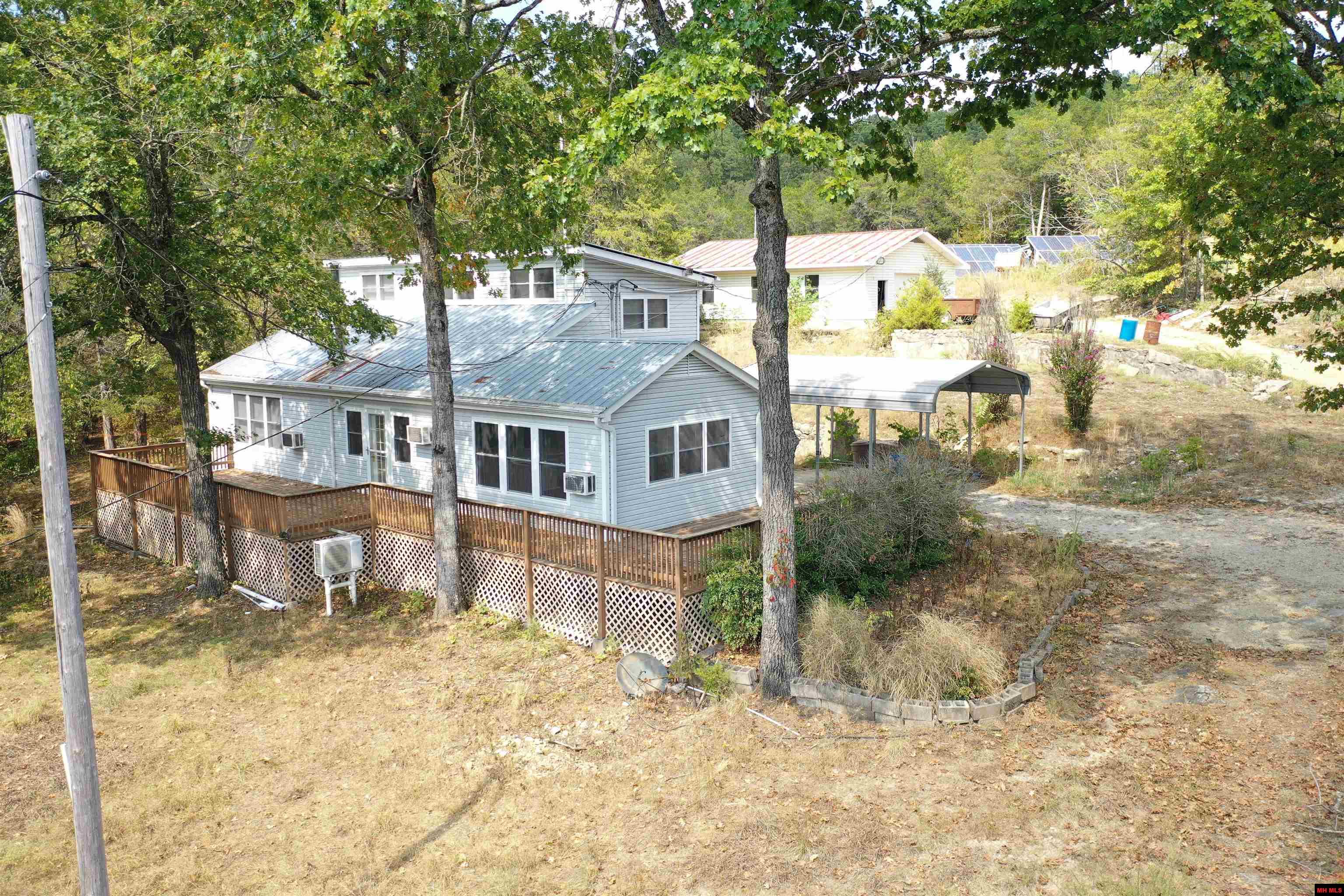 2194 N Moccasin Creek Road