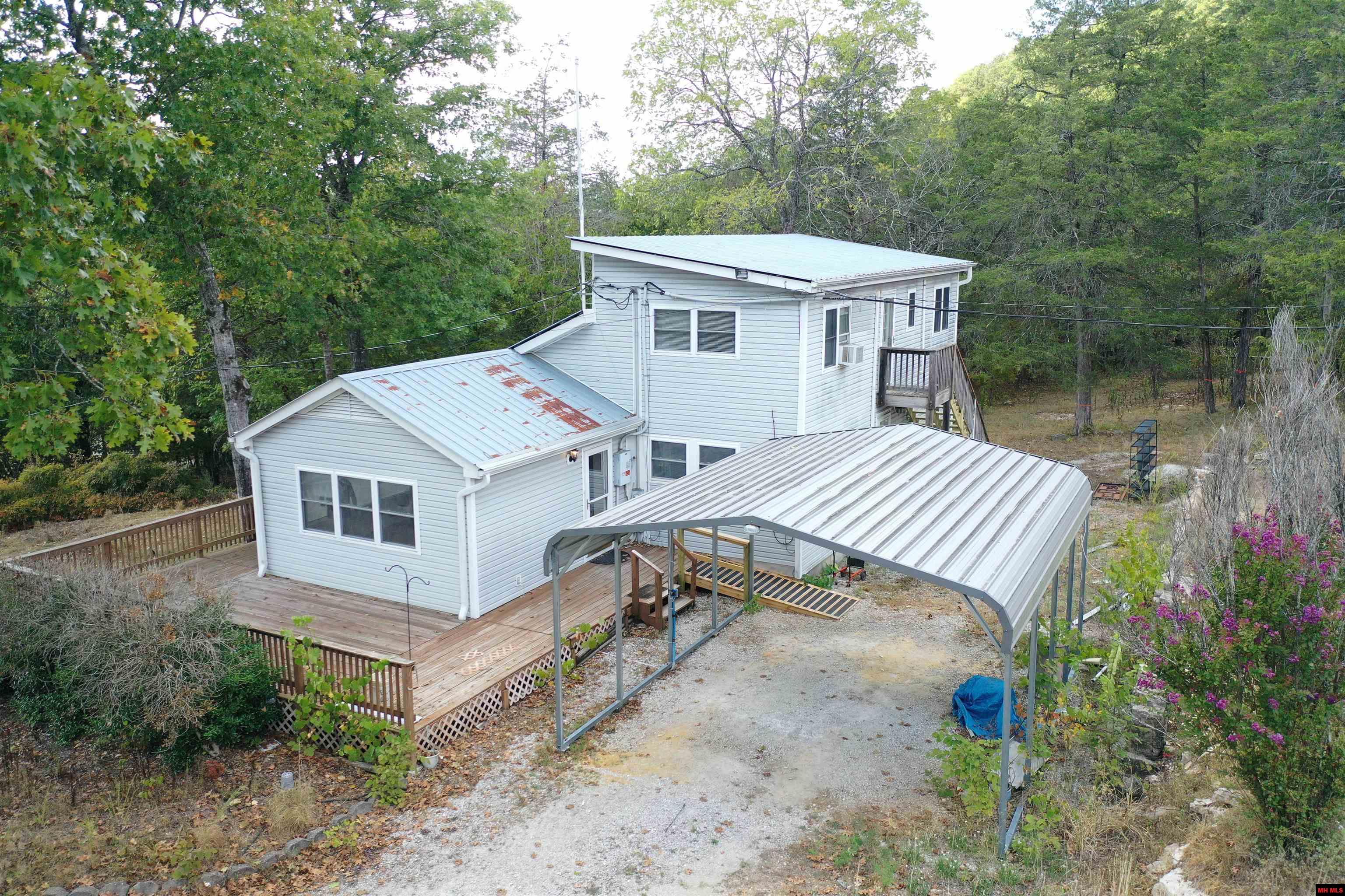 2194 N Moccasin Creek Road