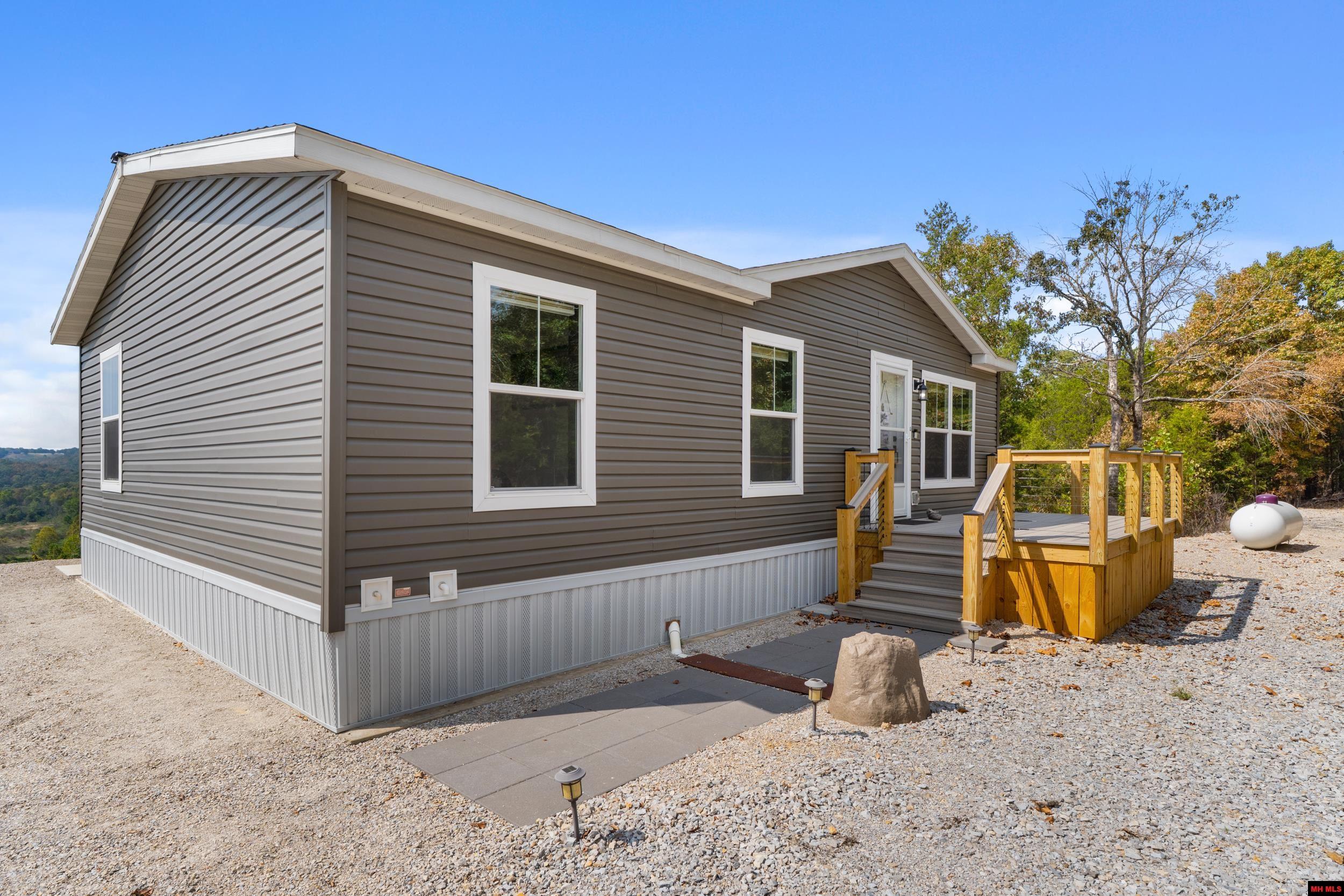 6488 N Hwy 201 North