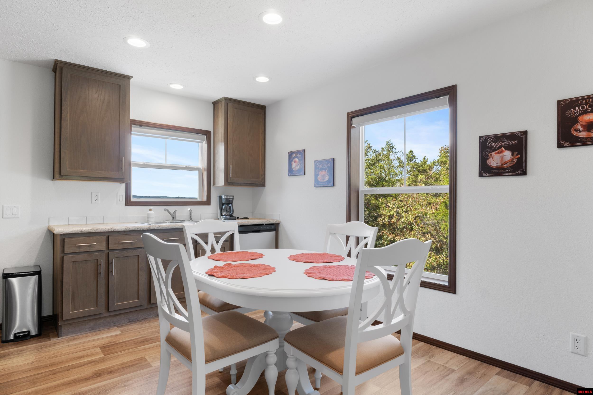 6488 N Hwy 201 North