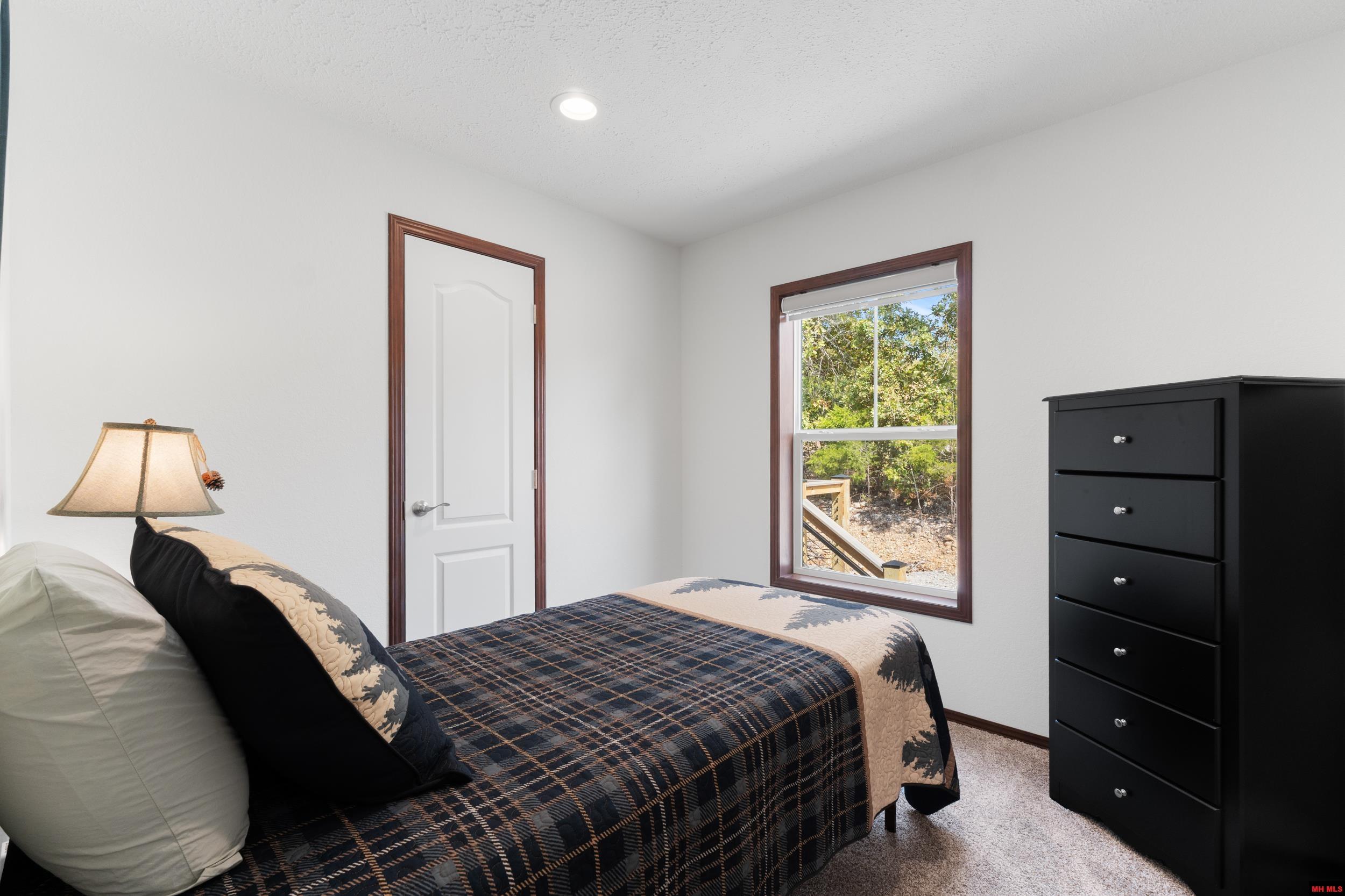 6488 N Hwy 201 North