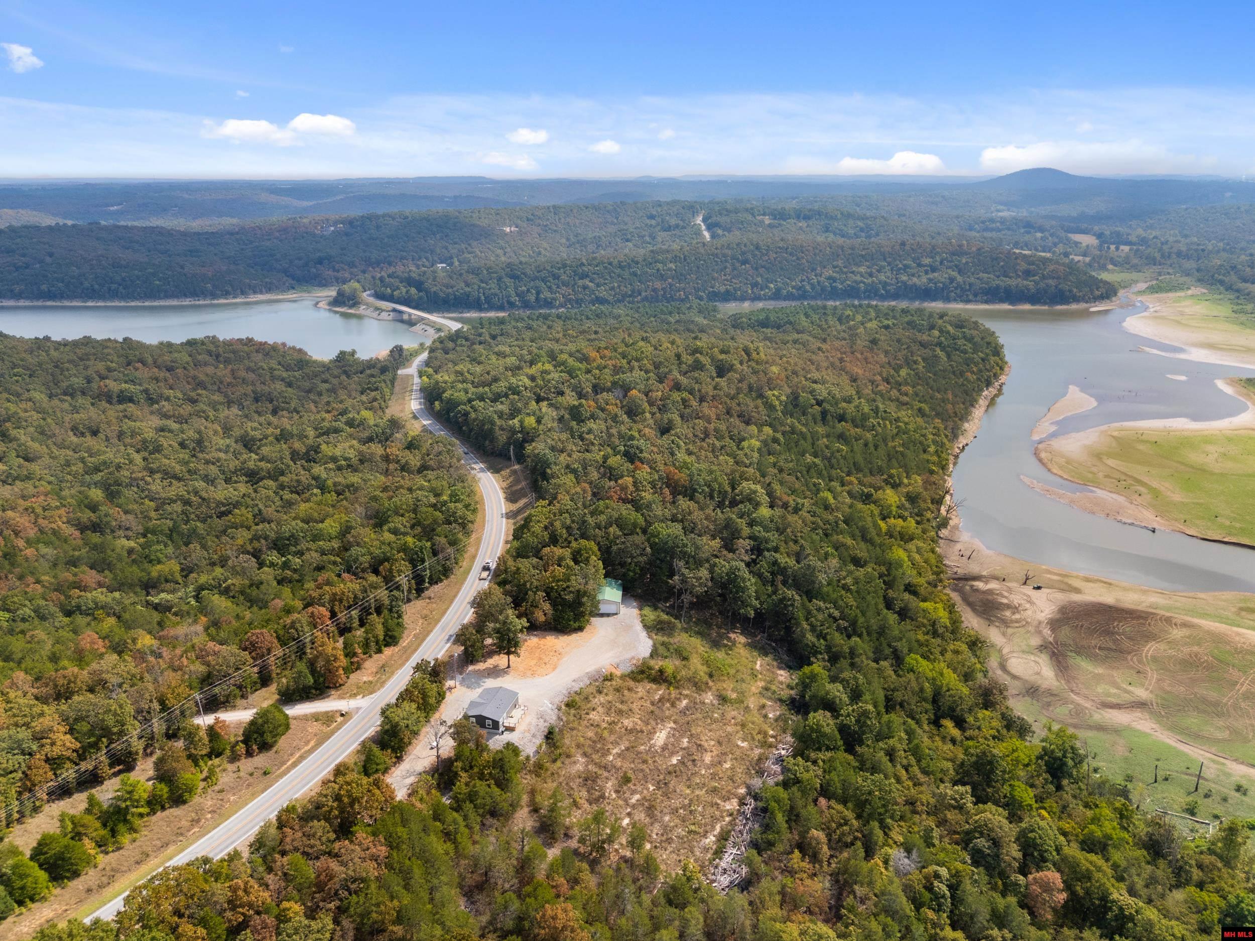 6488 N Hwy 201 North