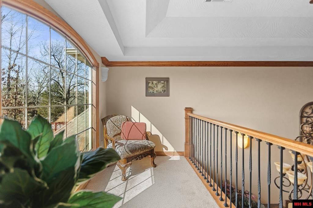 1211 Chestnut Hills Drive