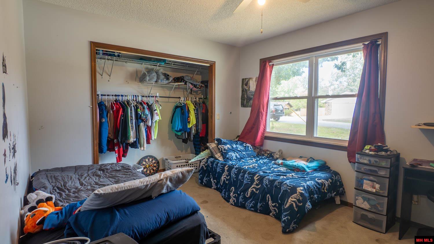 1905 Van Buren Avenue