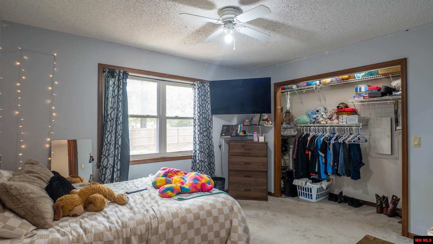 1905 Van Buren Avenue