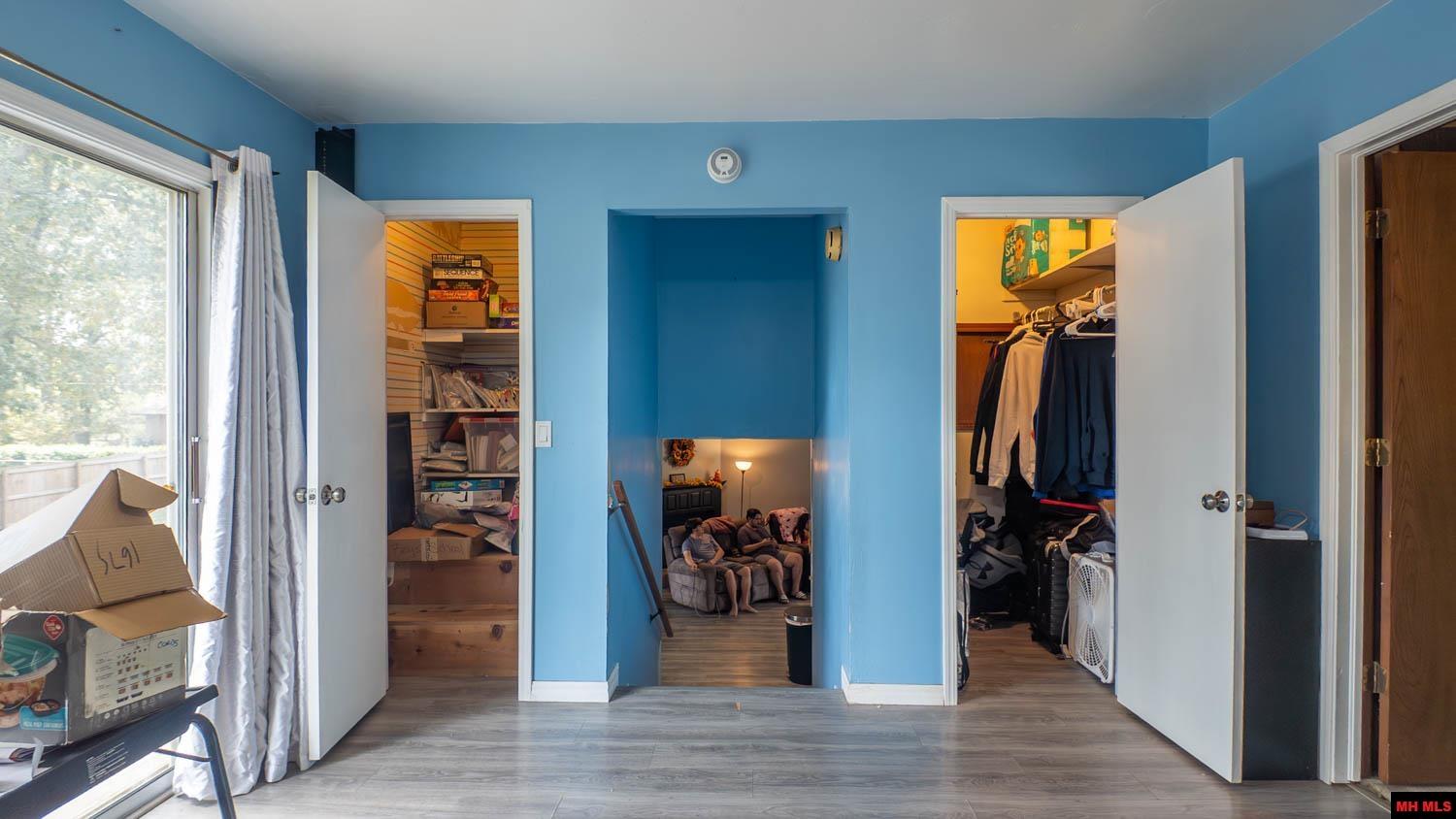 1905 Van Buren Avenue