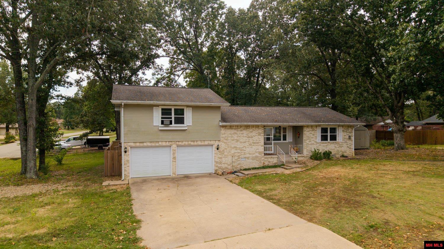 1905 Van Buren Avenue