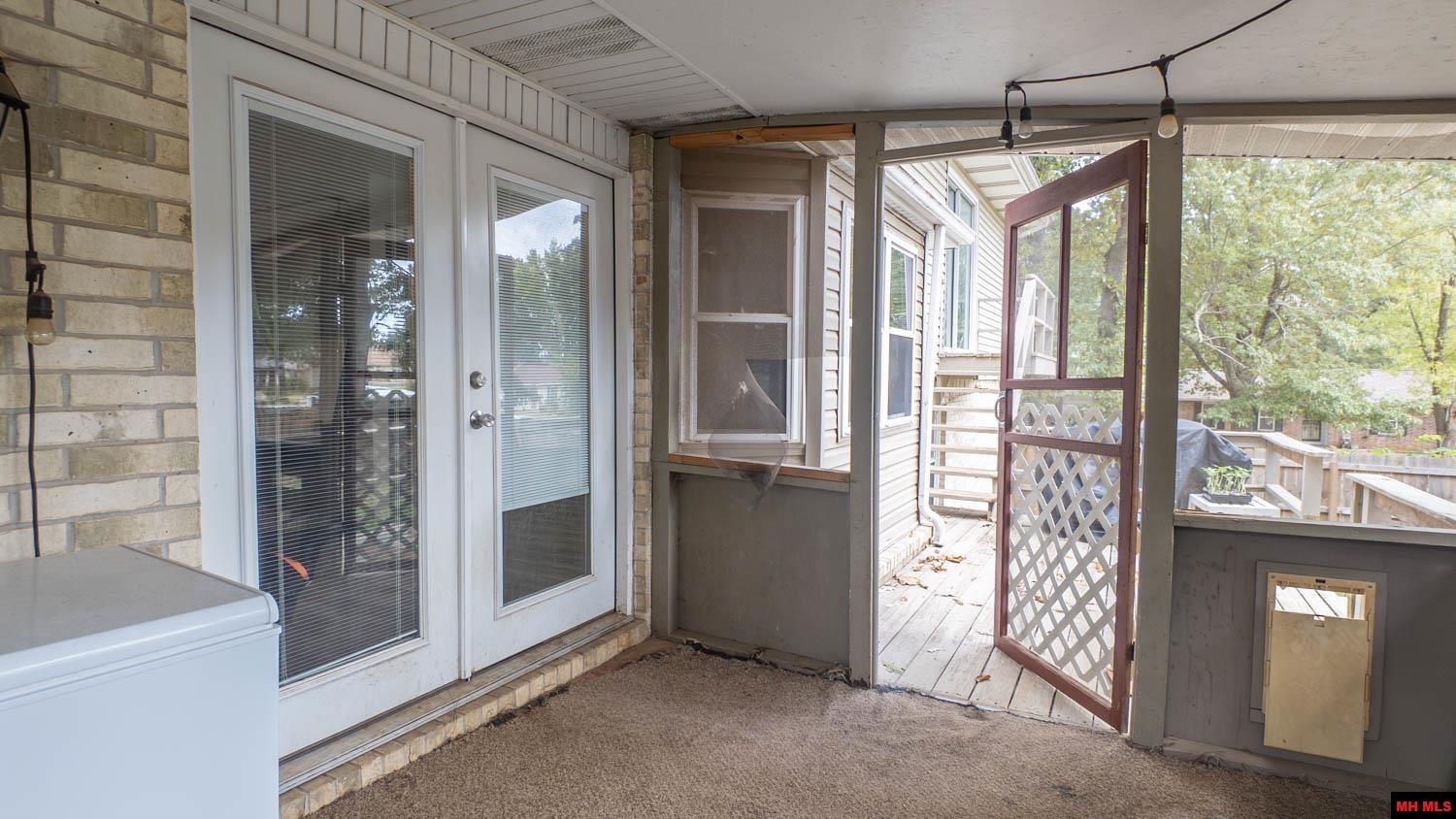 1905 Van Buren Avenue