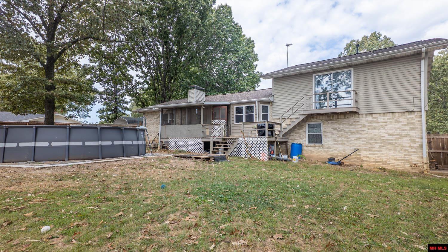 1905 Van Buren Avenue