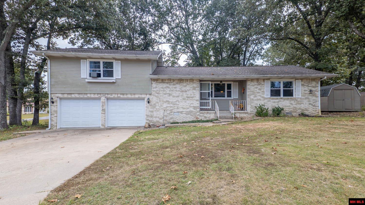 1905 Van Buren Avenue