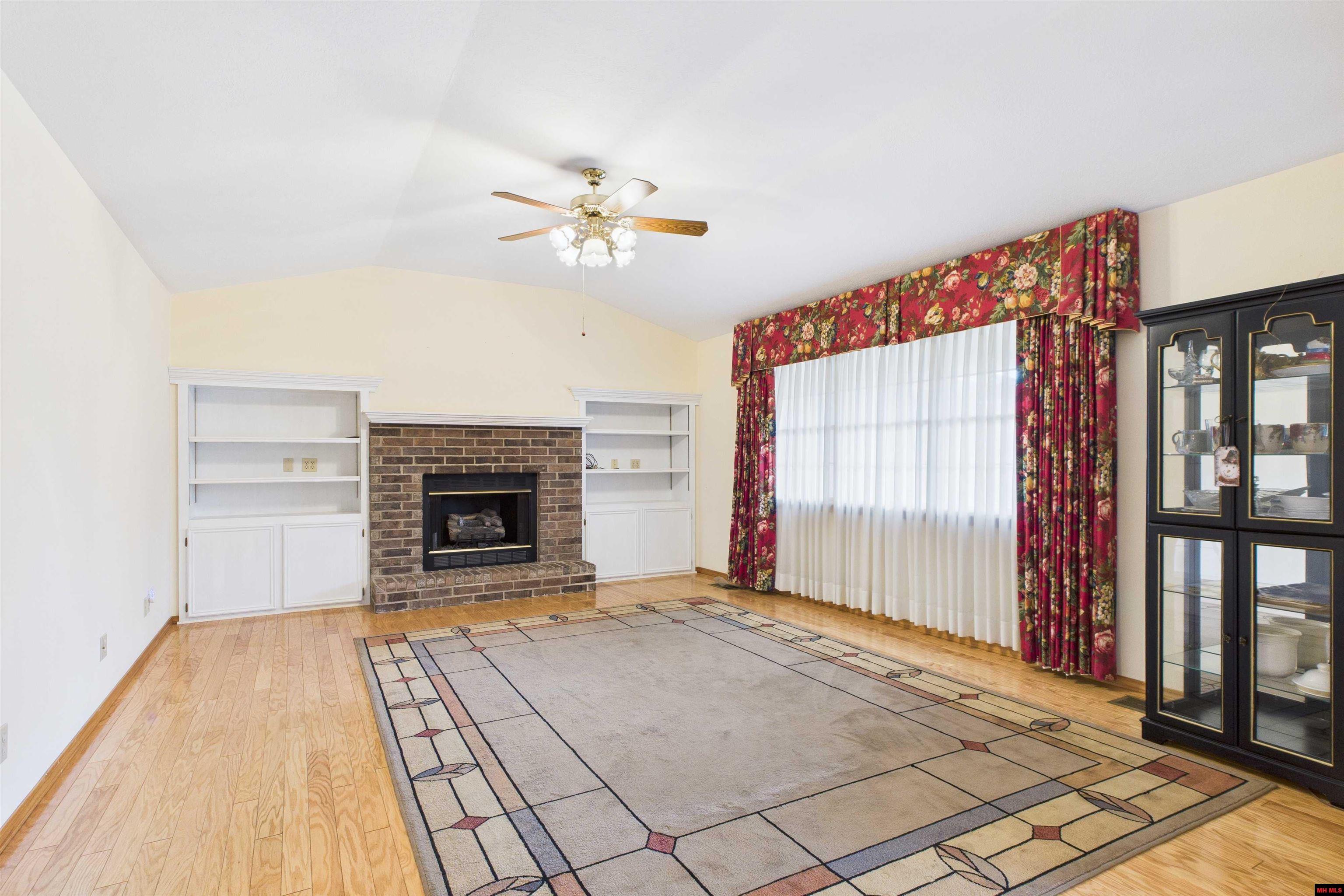 1070 Northpointe Drive