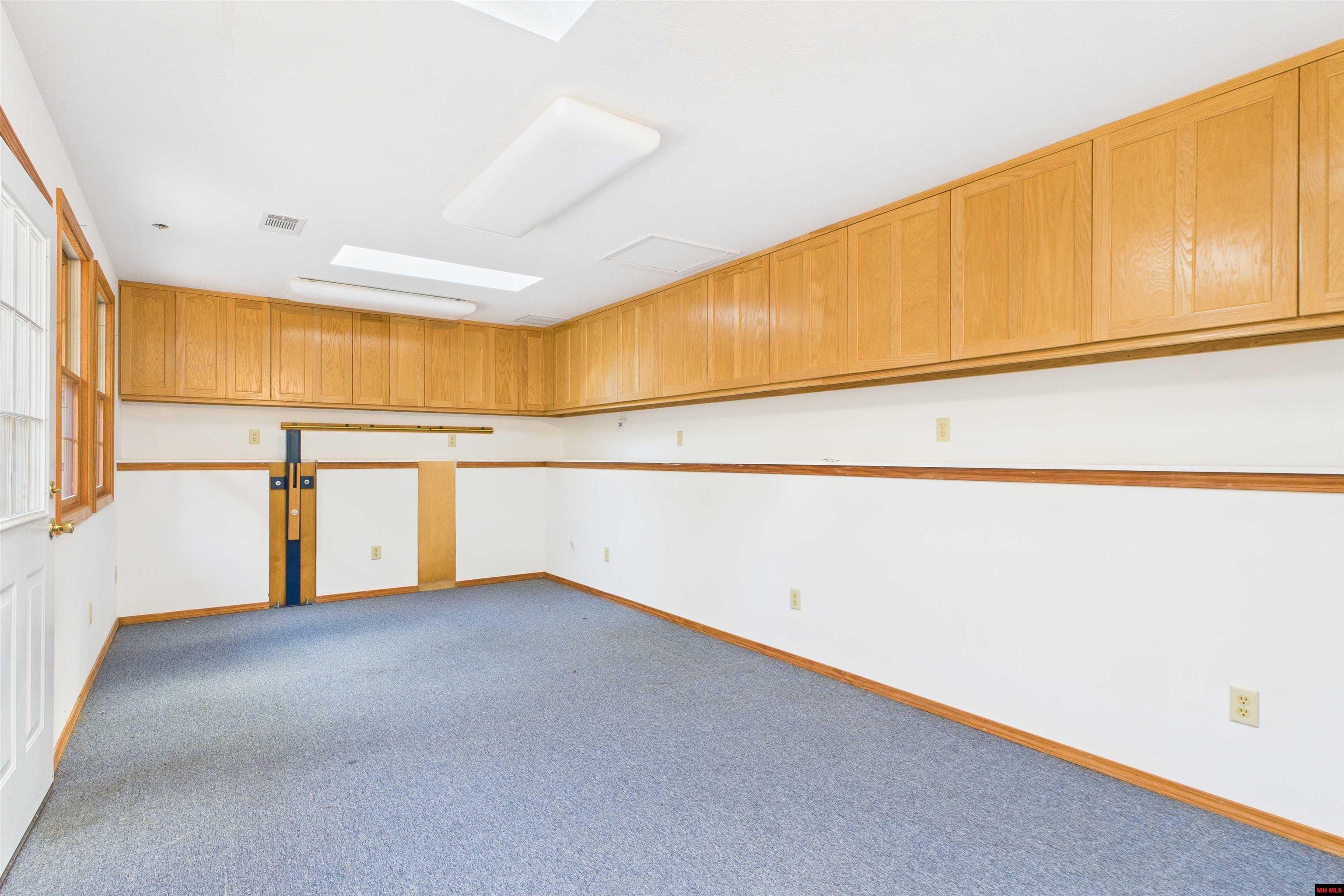 1070 Northpointe Drive