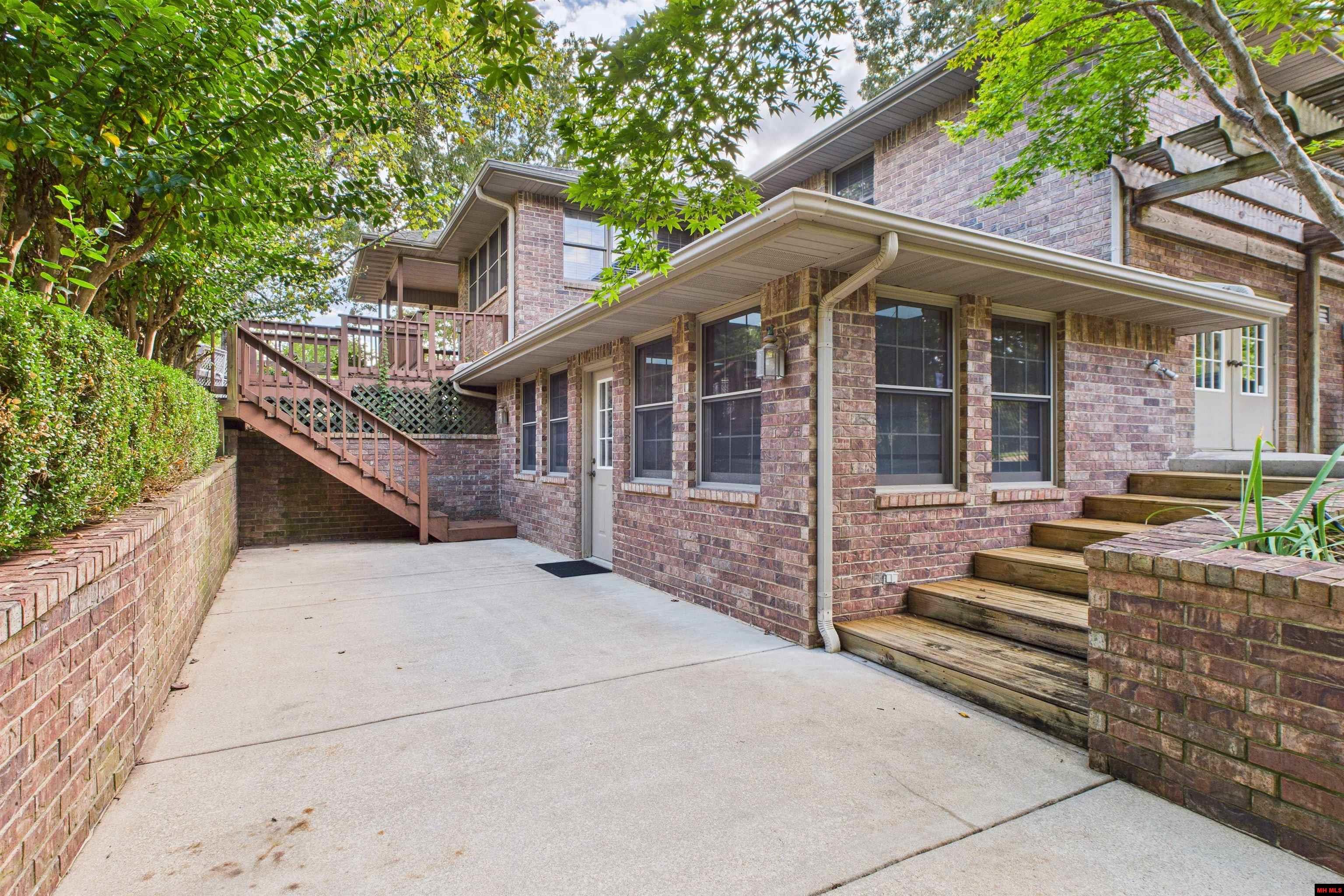 1070 Northpointe Drive