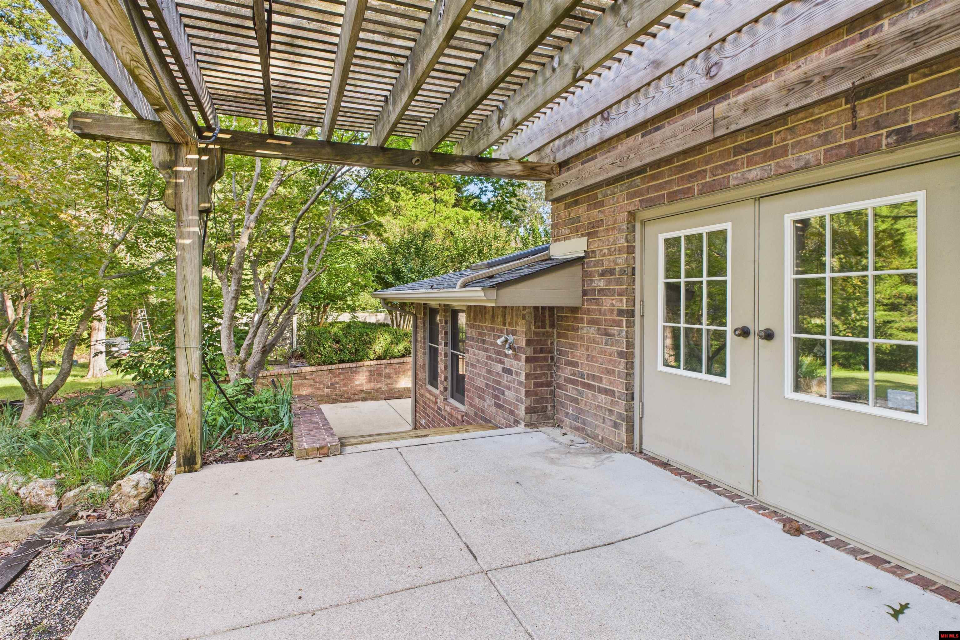 1070 Northpointe Drive